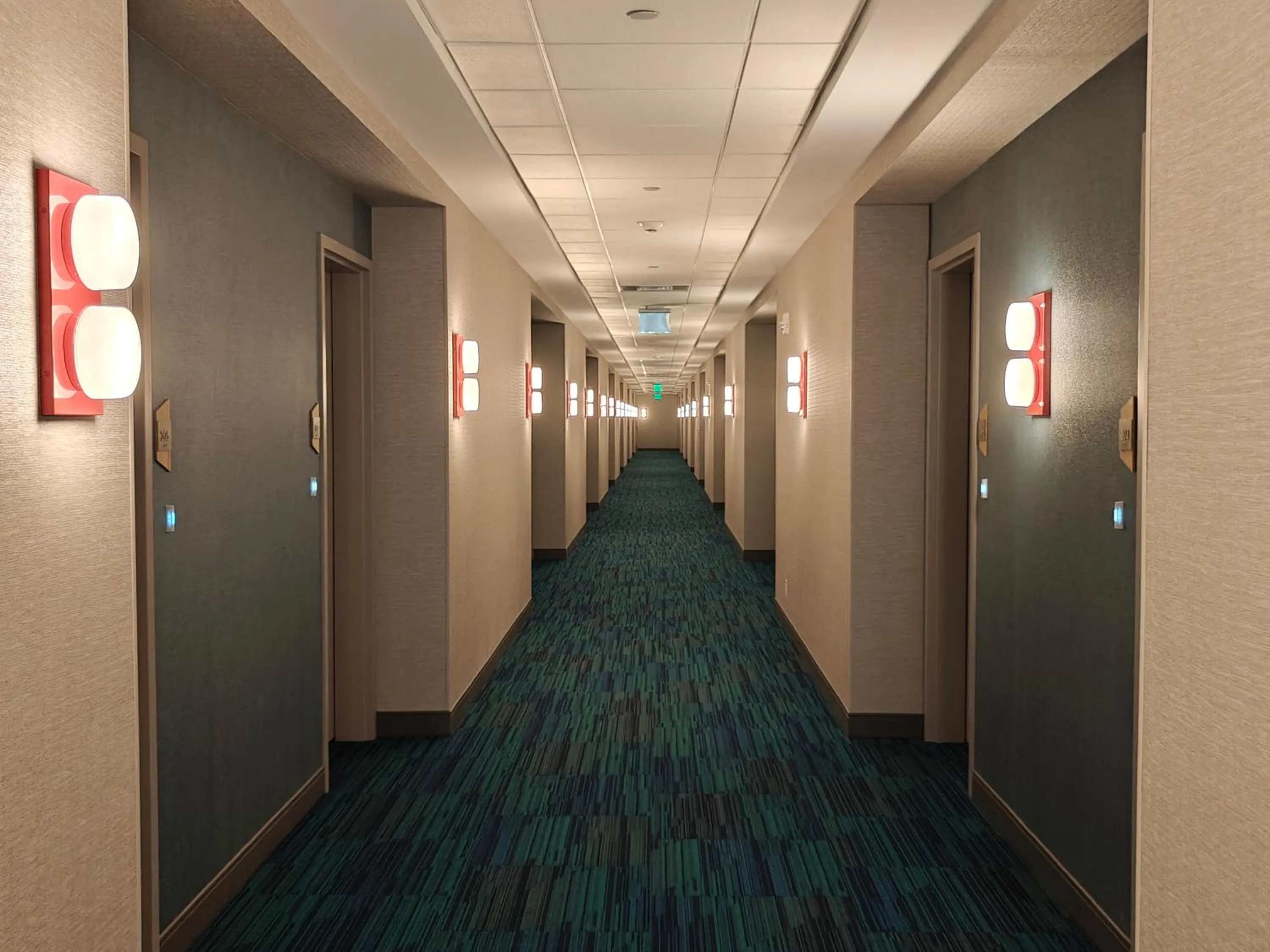 Property building in Home2 Suites By Hilton Bristol