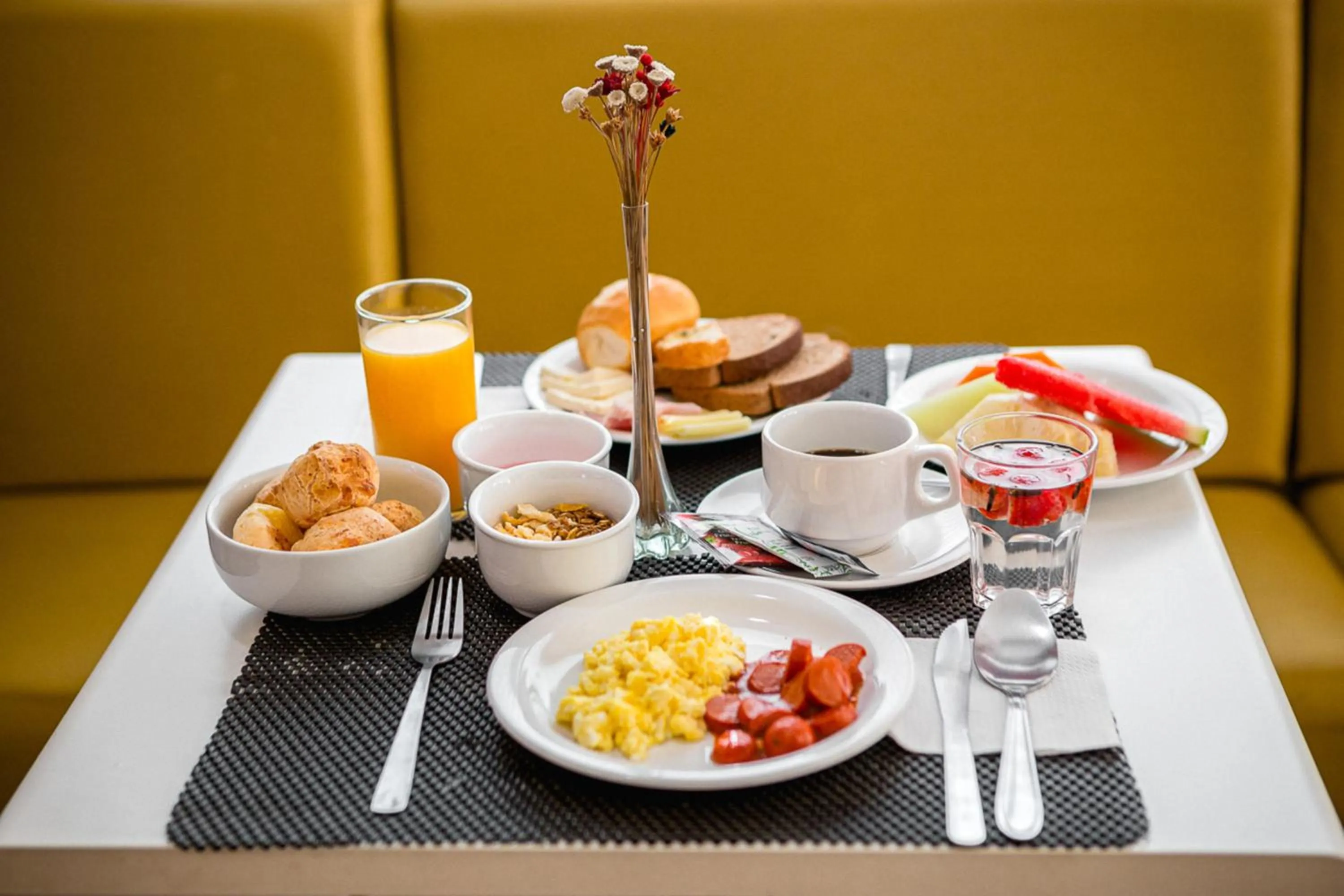 Breakfast in VOA Business Supreme Choice Confins