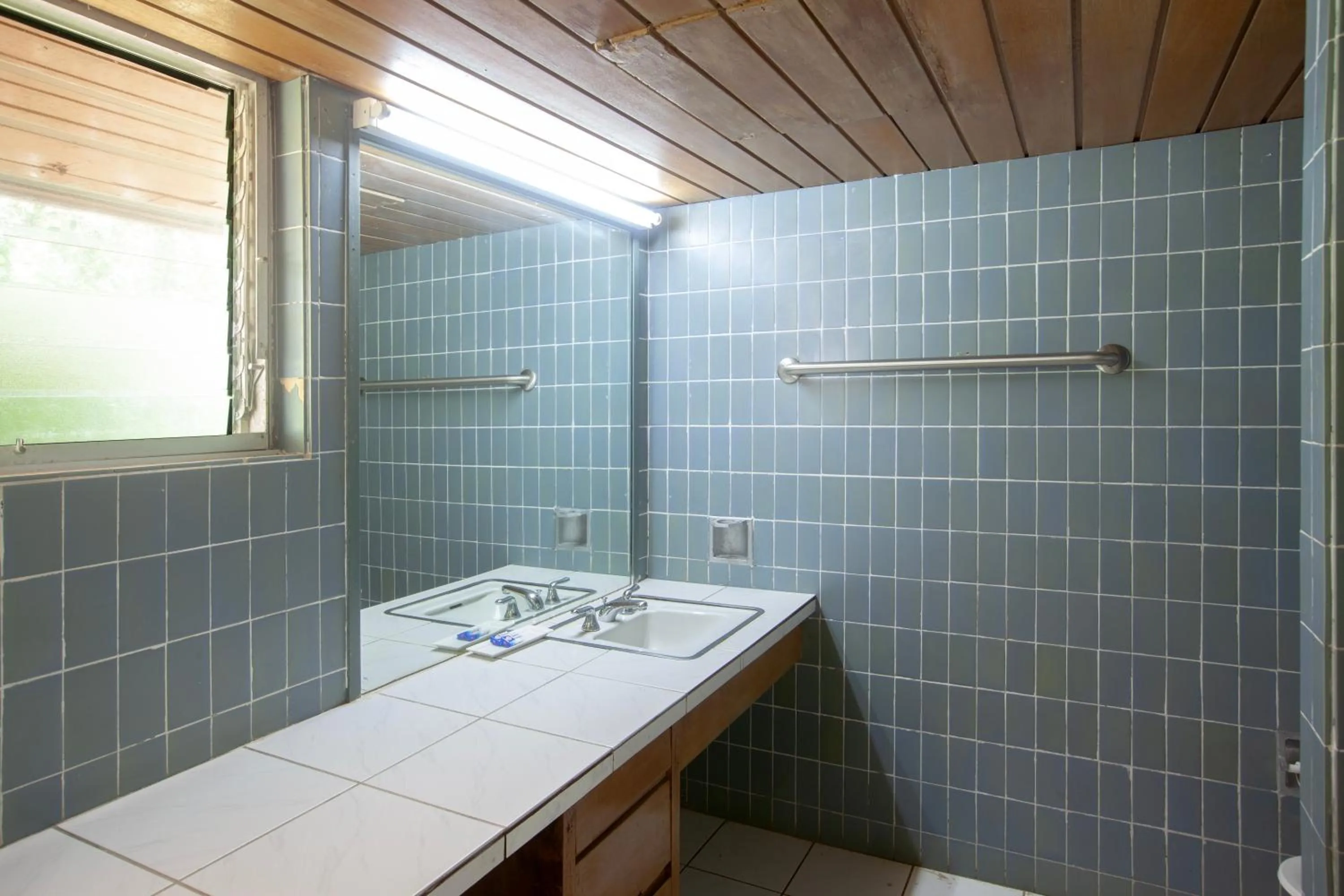 Frenchman's Cove Resort