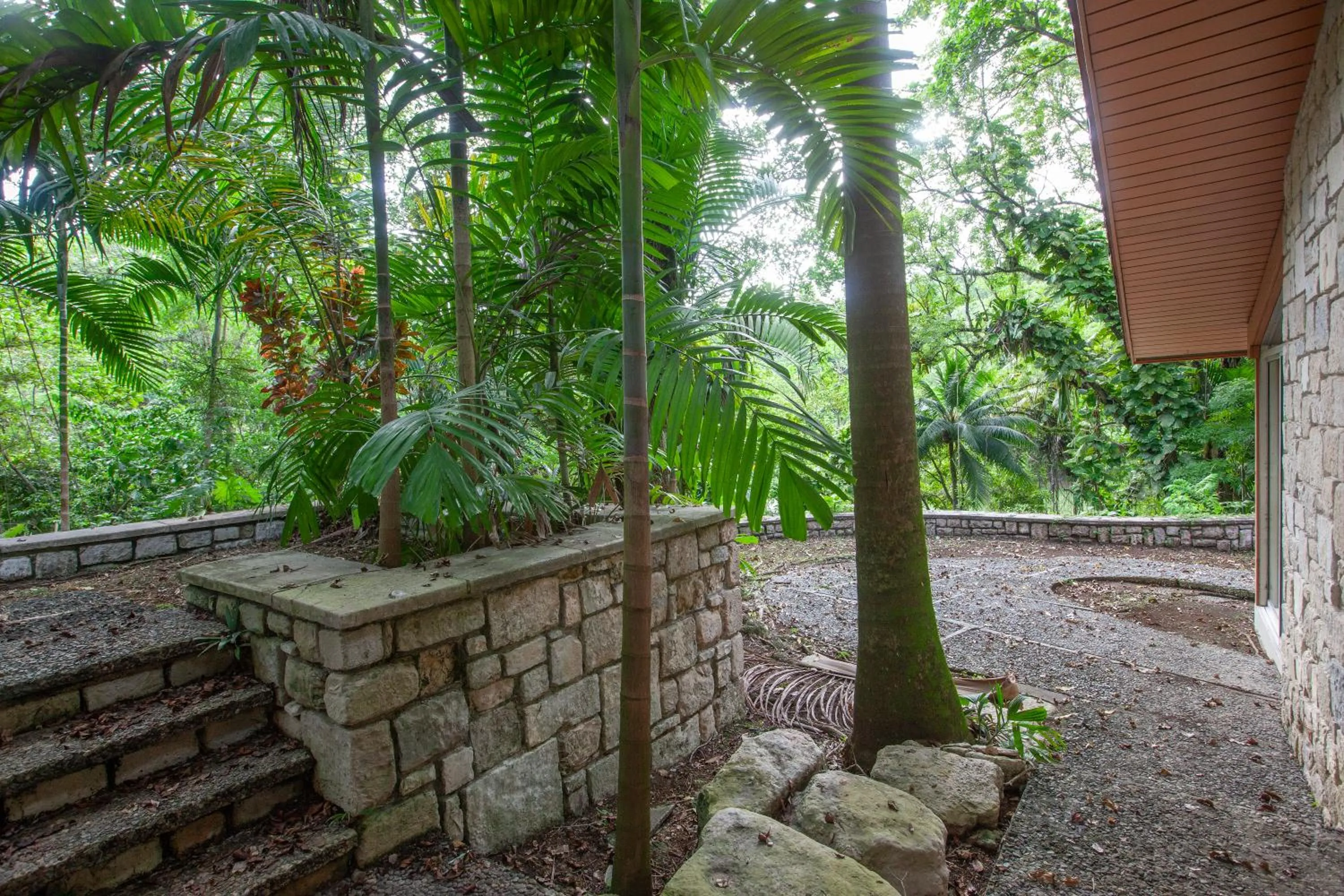 Frenchman's Cove Resort