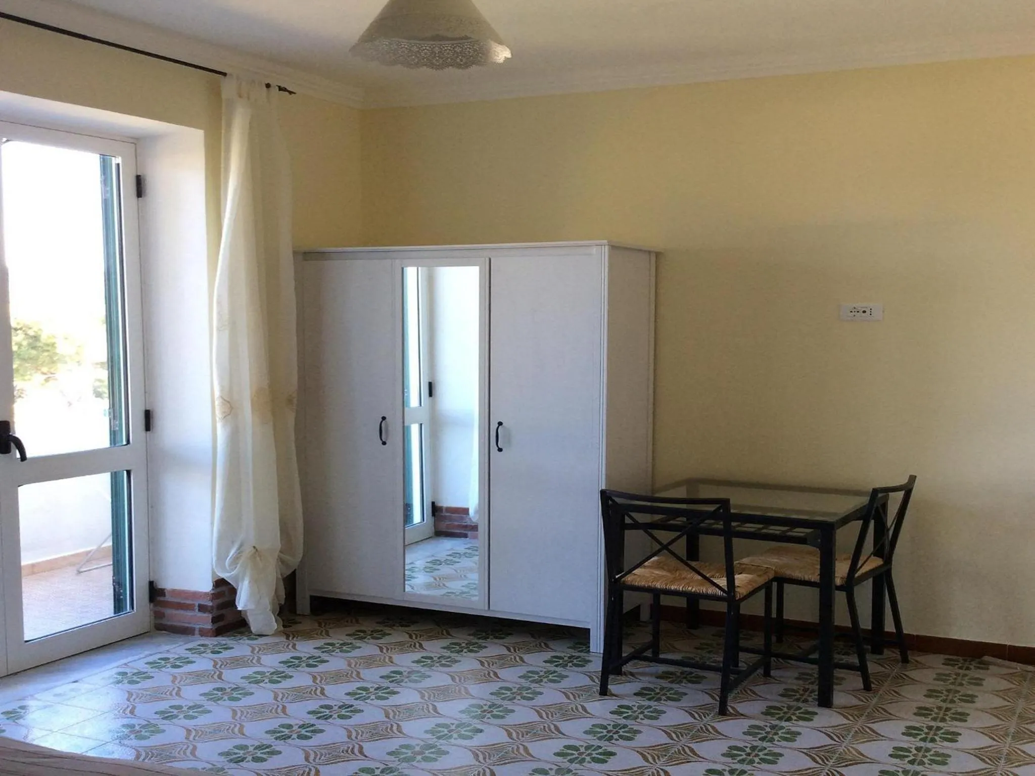 Dining area in Villa Olivia Residence Ischia - Monolocali e Bilocali nel Verde con Piscine e Vista Mare