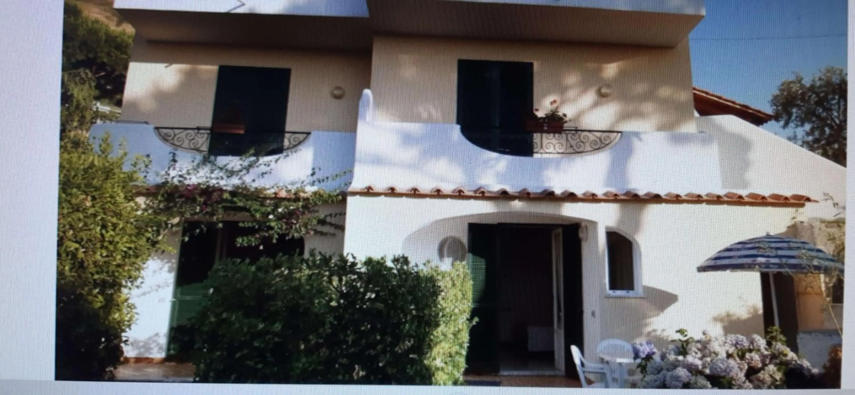 Villa Olivia Residence Ischia - Monolocali e Bilocali nel Verde con Piscine e Vista Mare