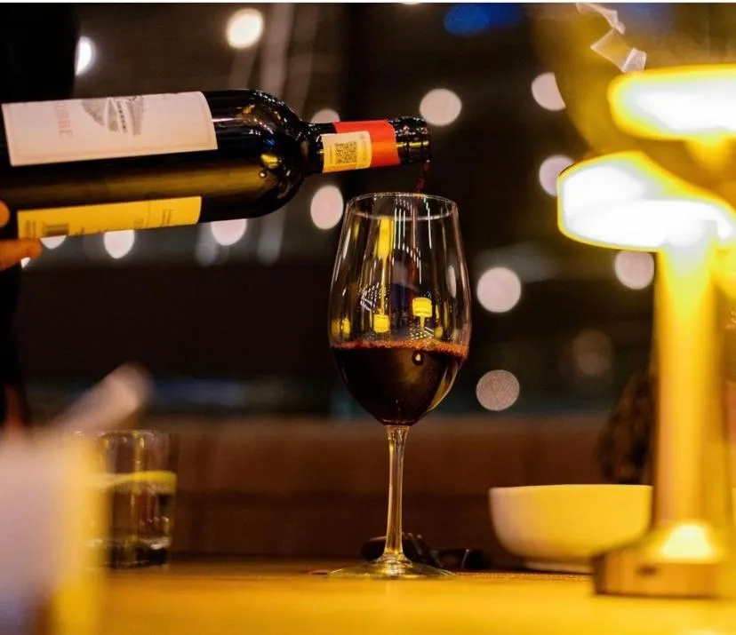 Restaurant/places to eat in Clandestino Hotel Pila Seca