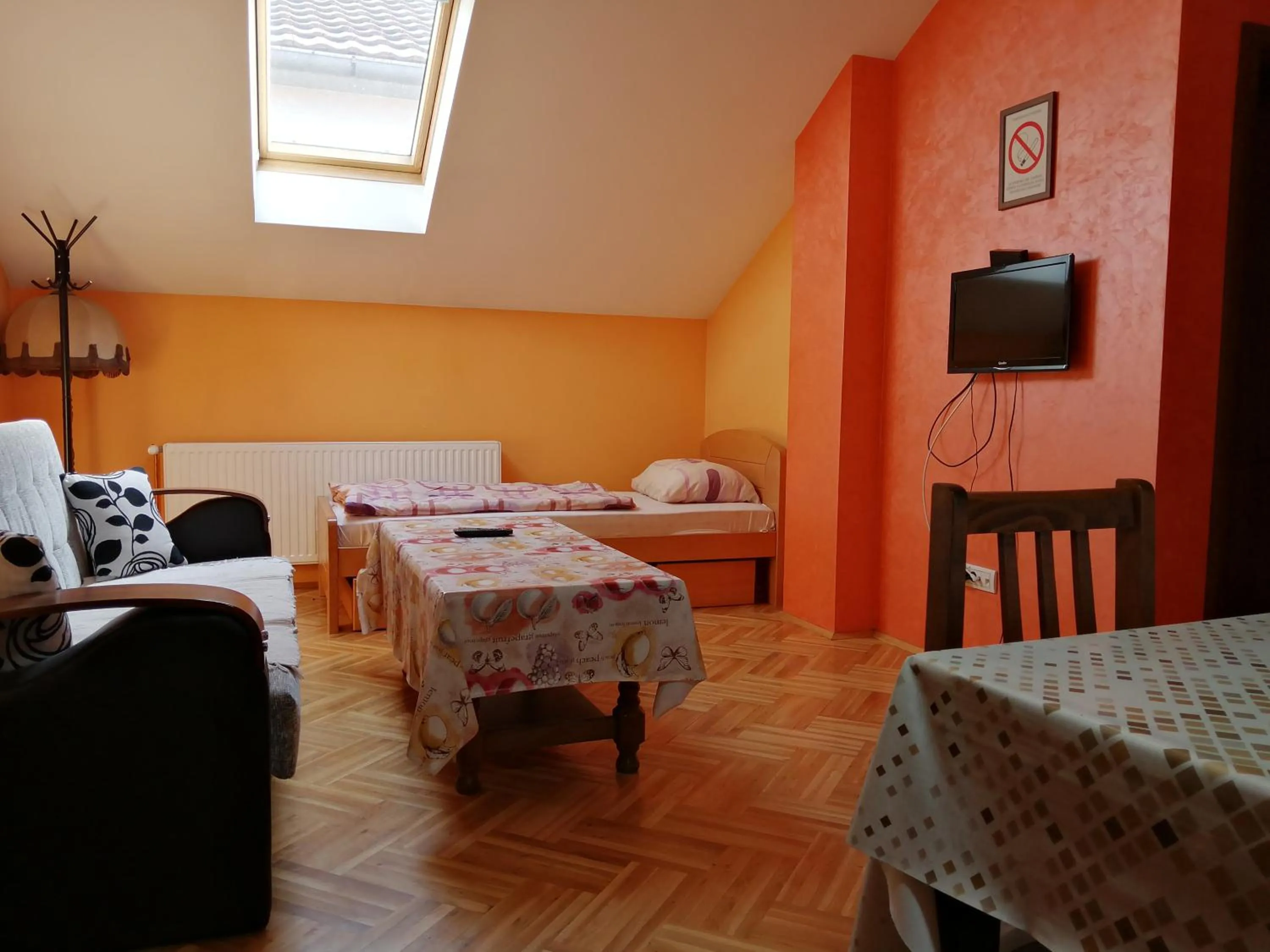 Bed in Apartments Bella Mare Belgrade