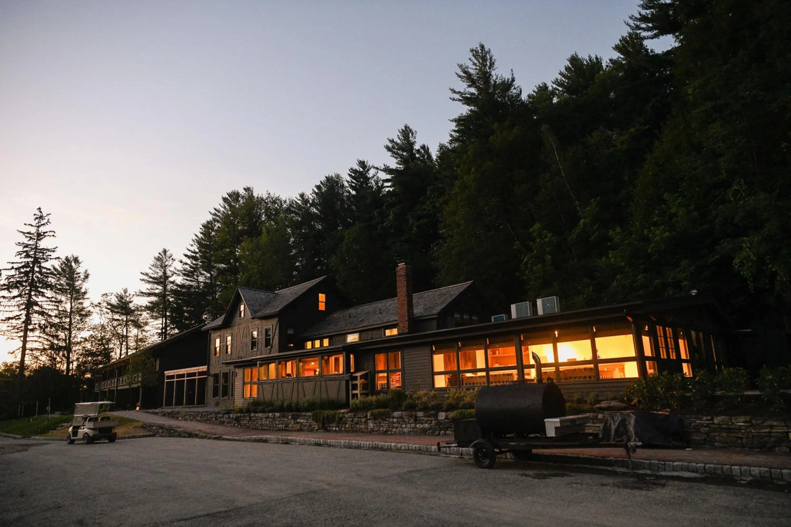 Property building in Little Cat Lodge