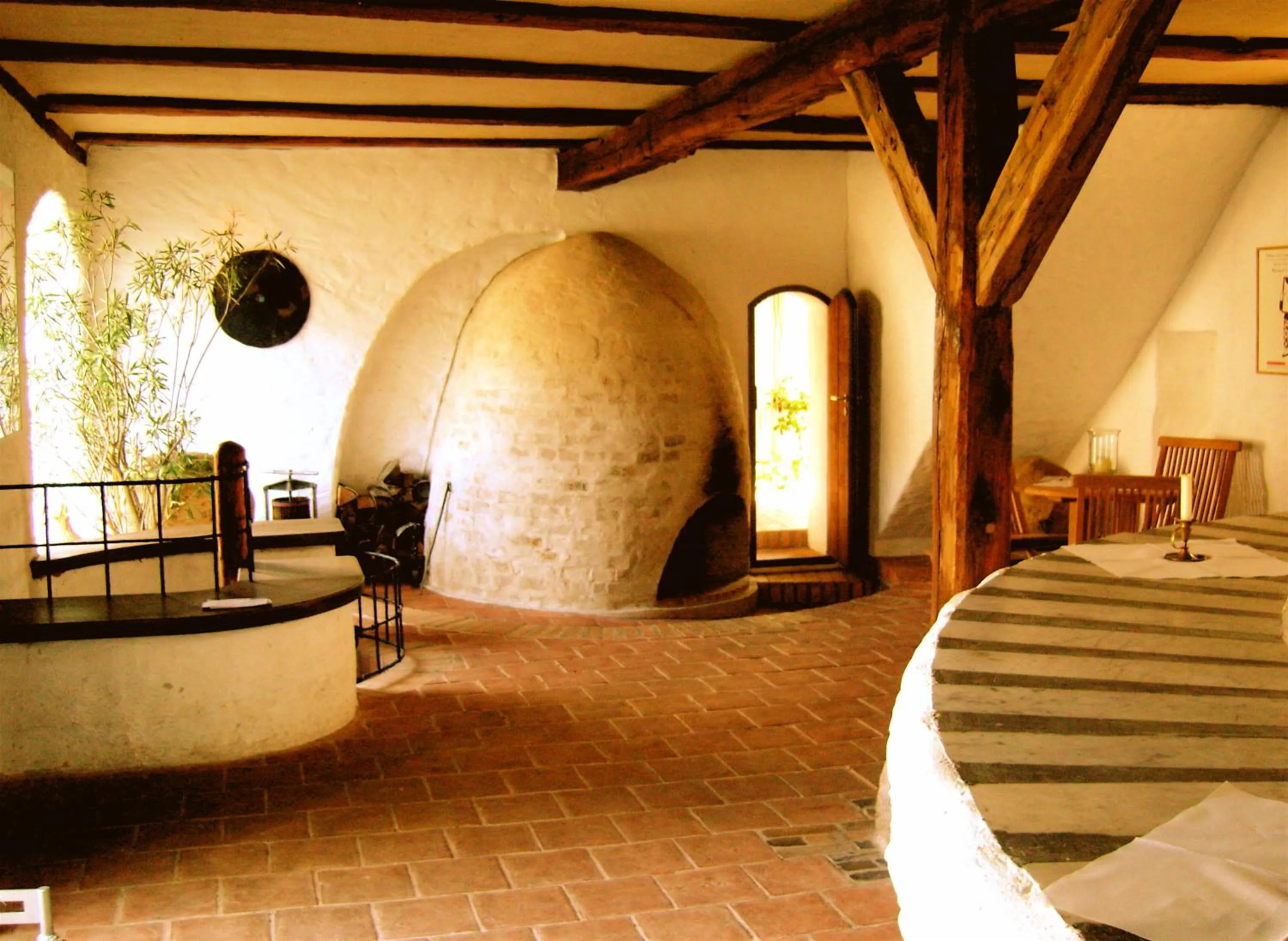 Restaurant/places to eat in Denkmalschmiede Höfgen