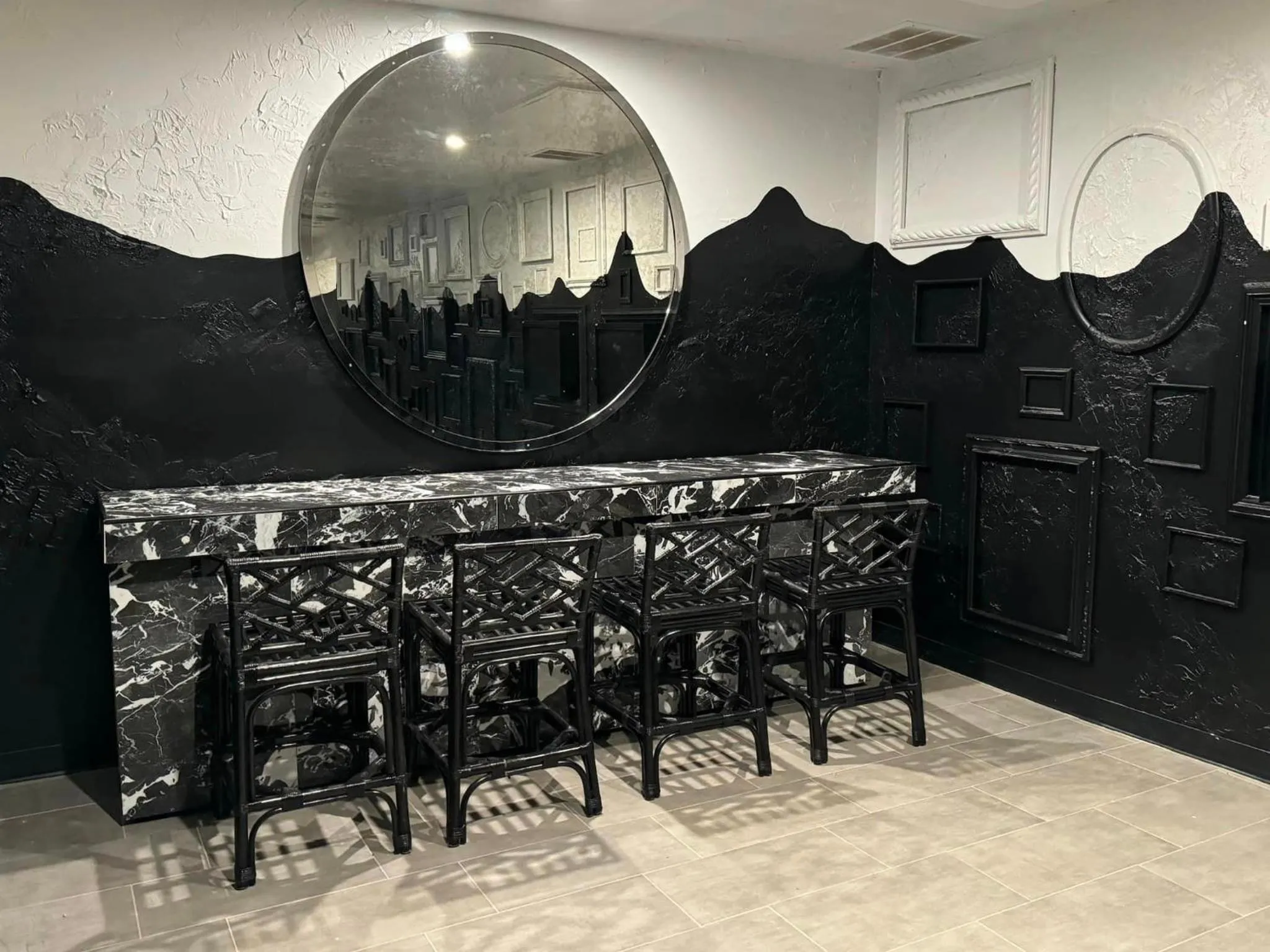 Lounge or bar in DayDreamer Domes