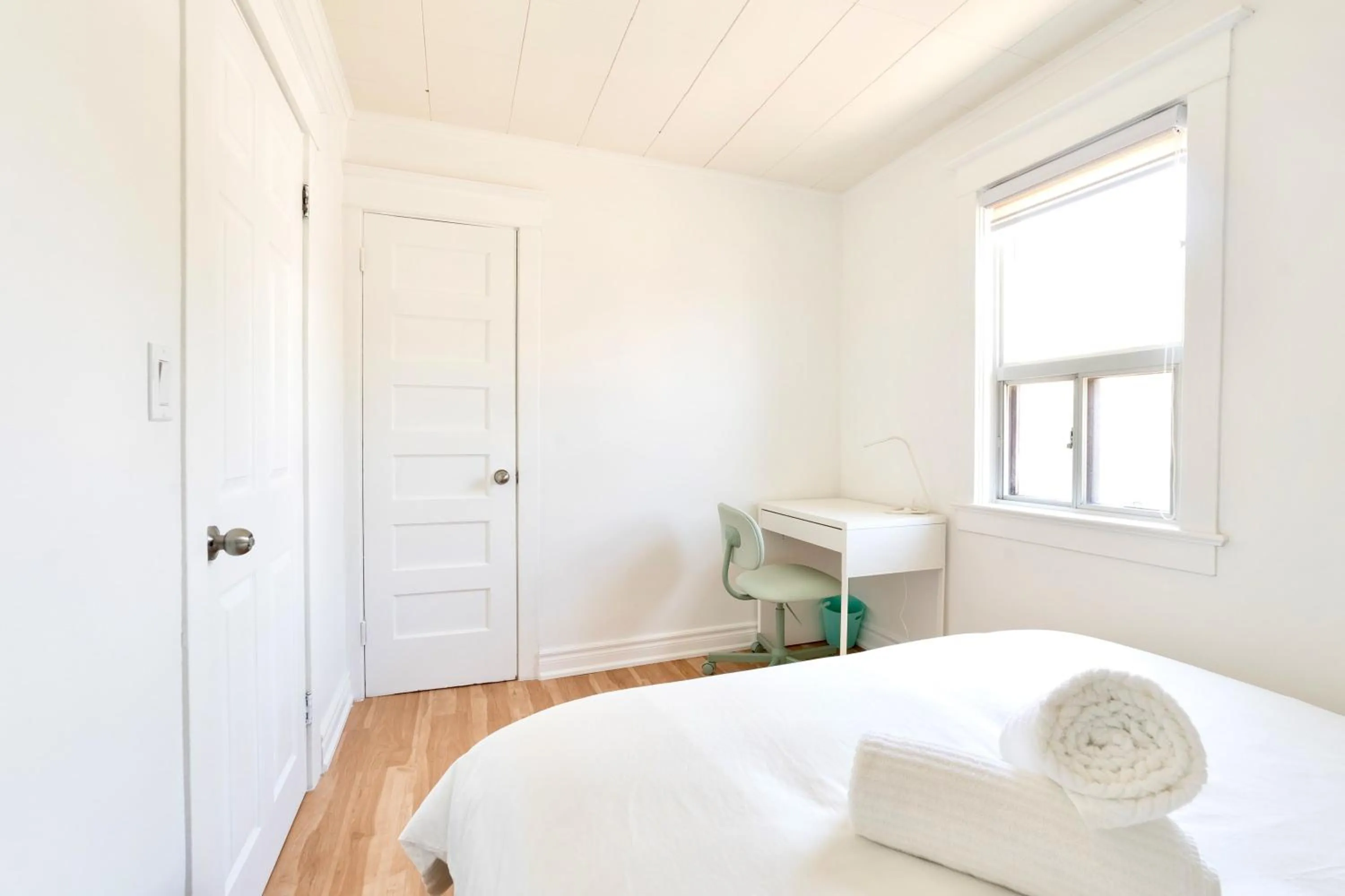 3BR Luxury Home - Heart of St Clair West