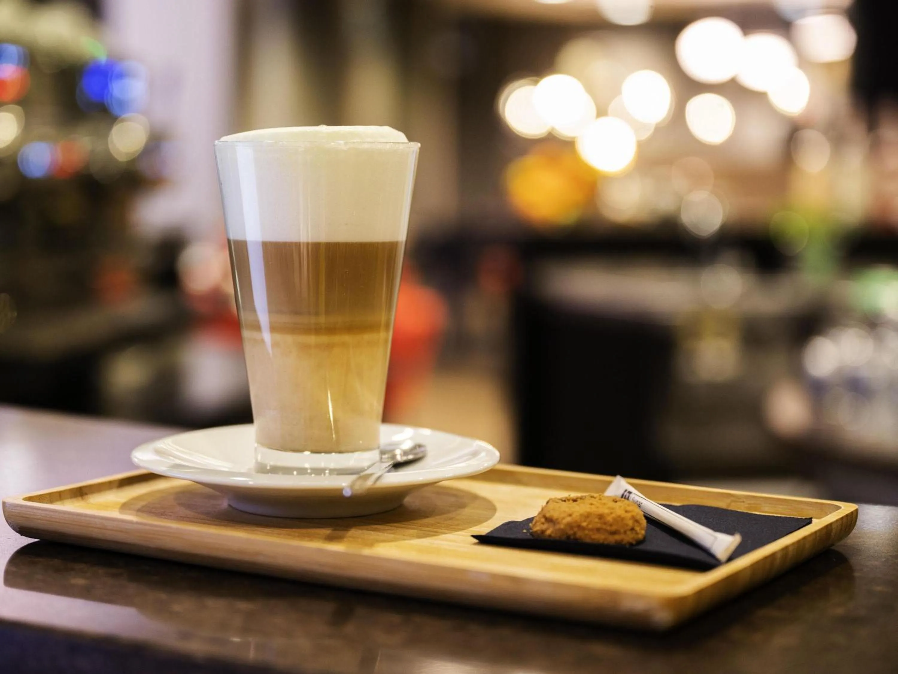 Lounge or bar in Mercure Amsterdam City Hotel