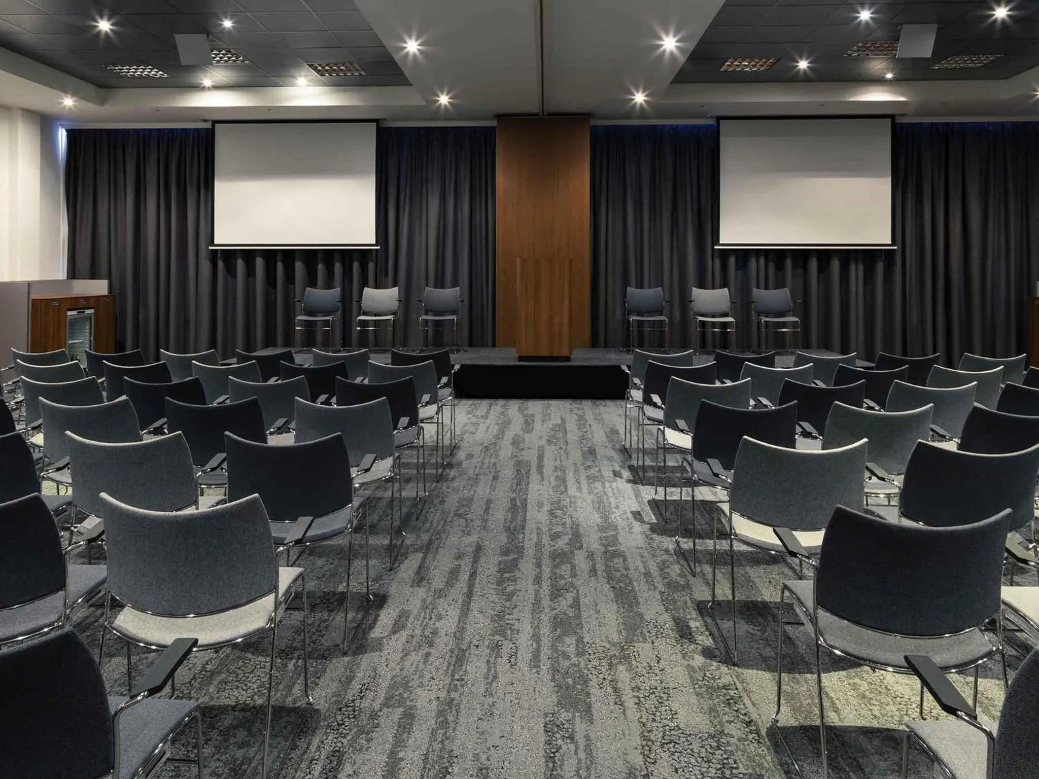 Business facilities in Mercure Amsterdam City Hotel