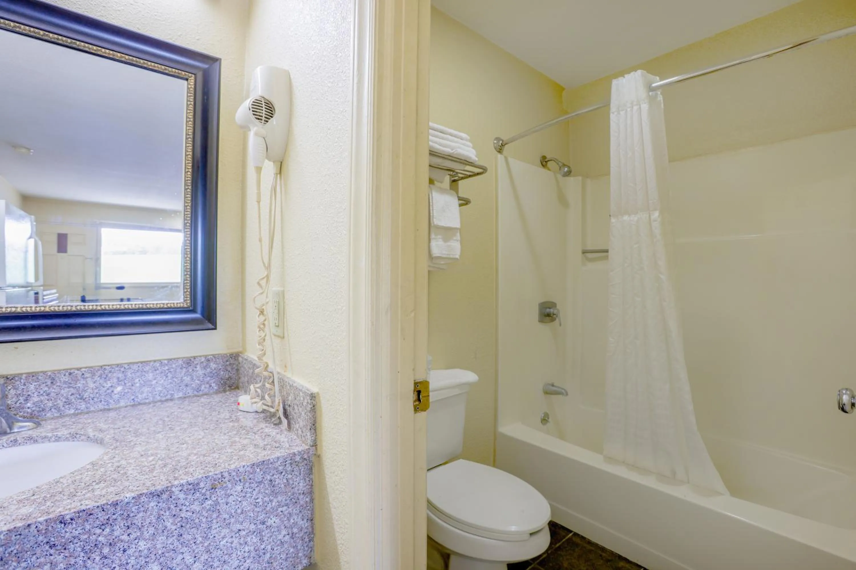 Bathroom in Budget Inn By OYO Natural Bridge I-81