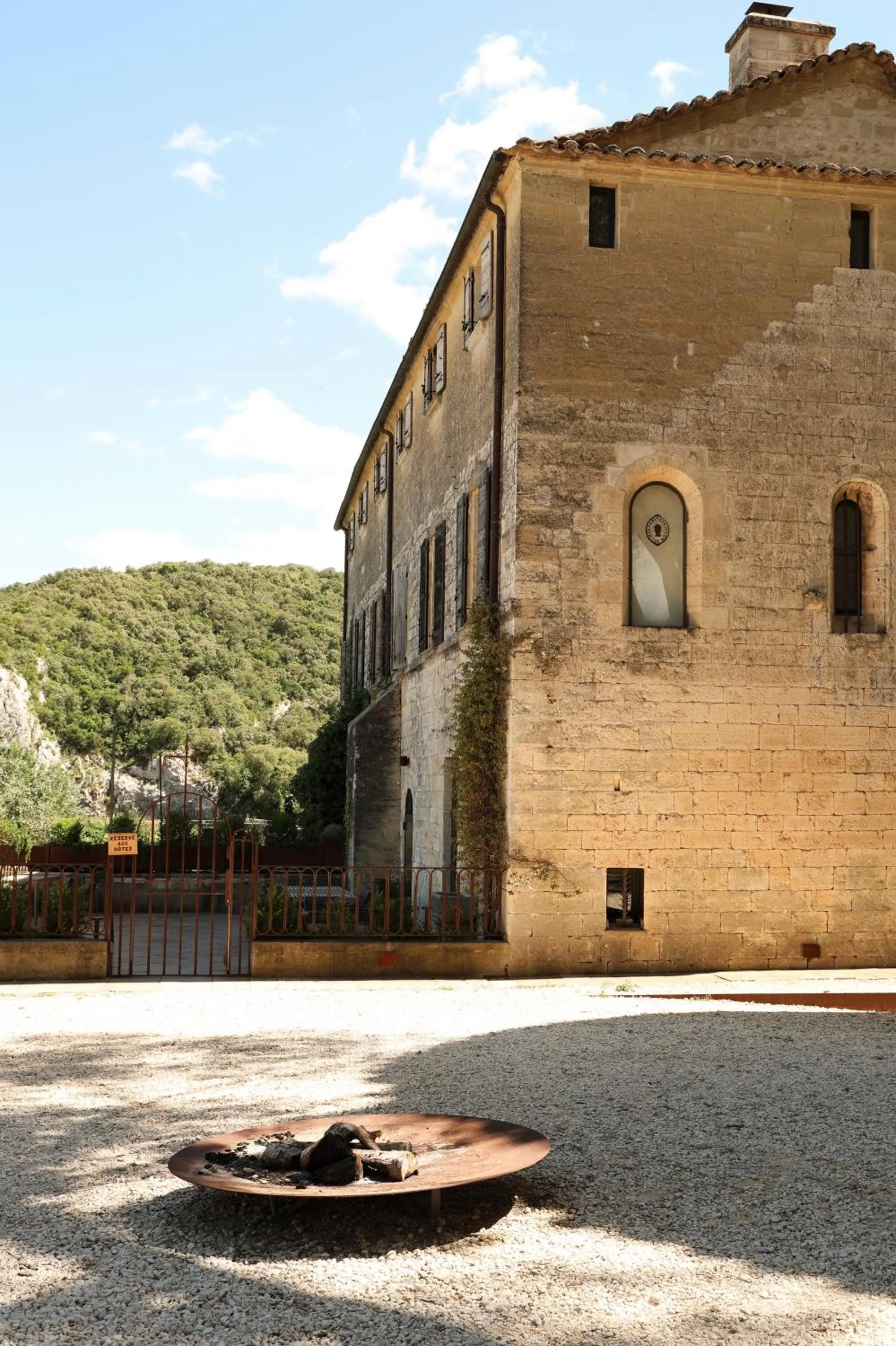 Property building in Prieuré Saint-Nicolas - Les Maisons