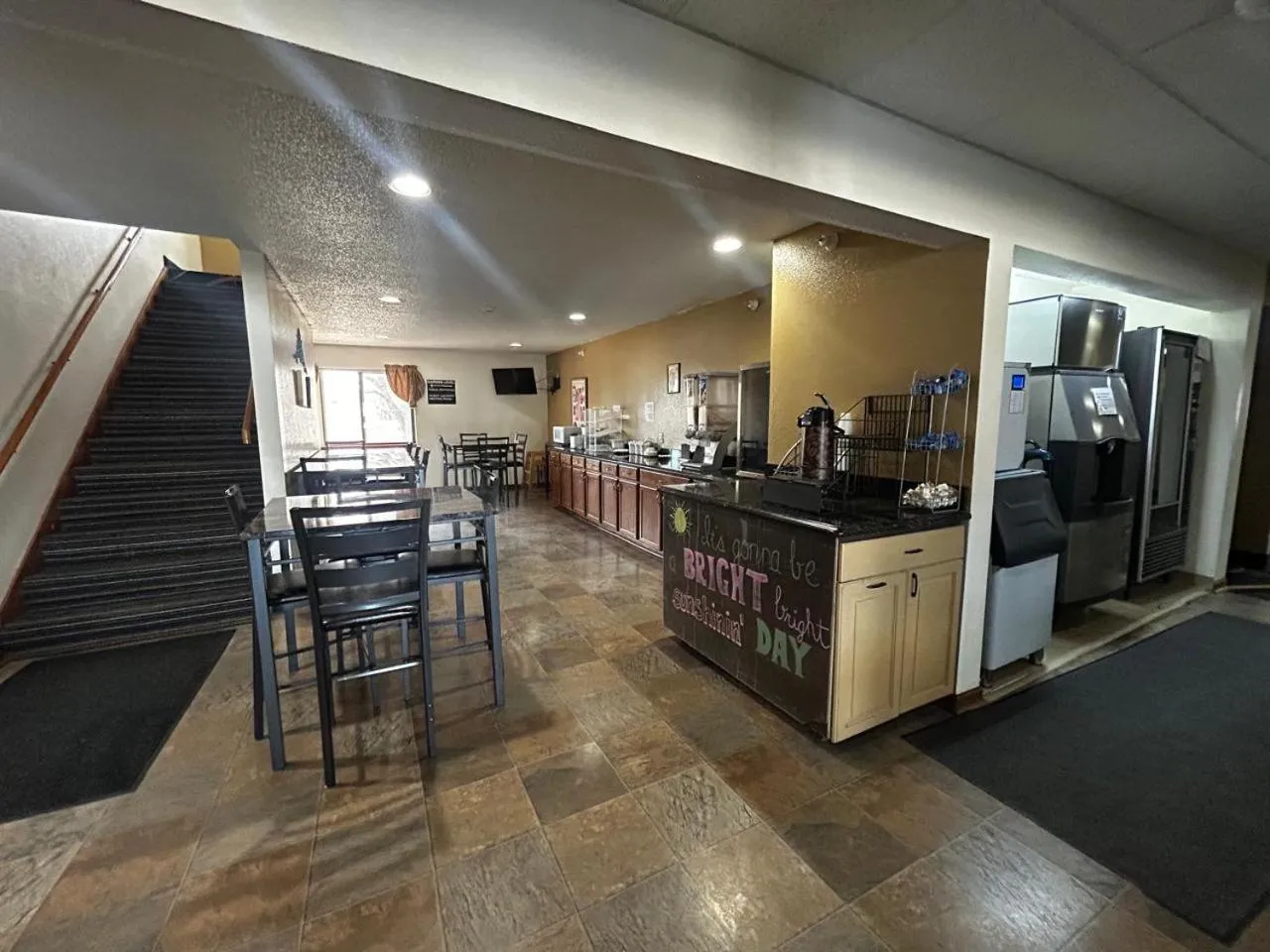 Lobby or reception in West Point Inn & Suits