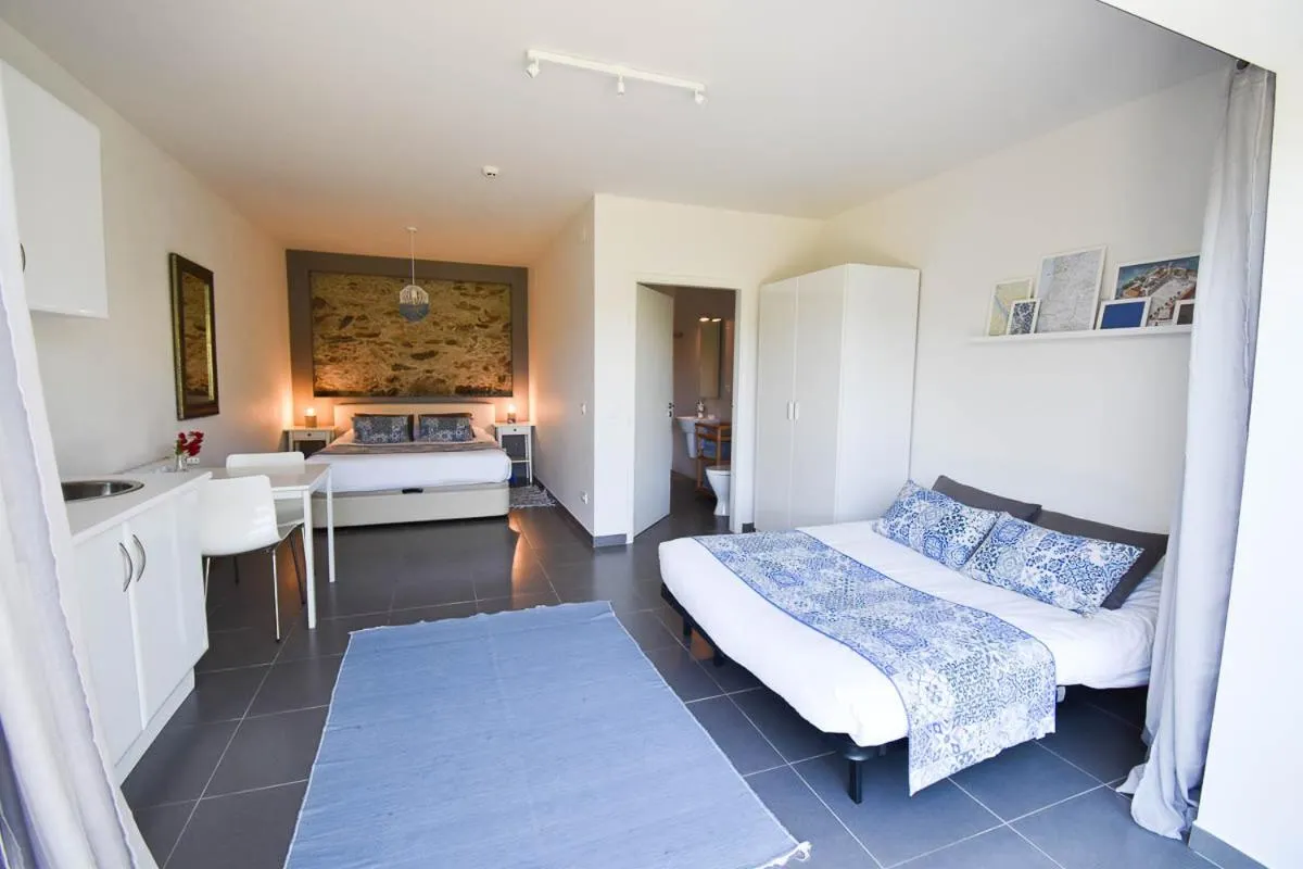 Photo of the whole room in Casa nas Serras