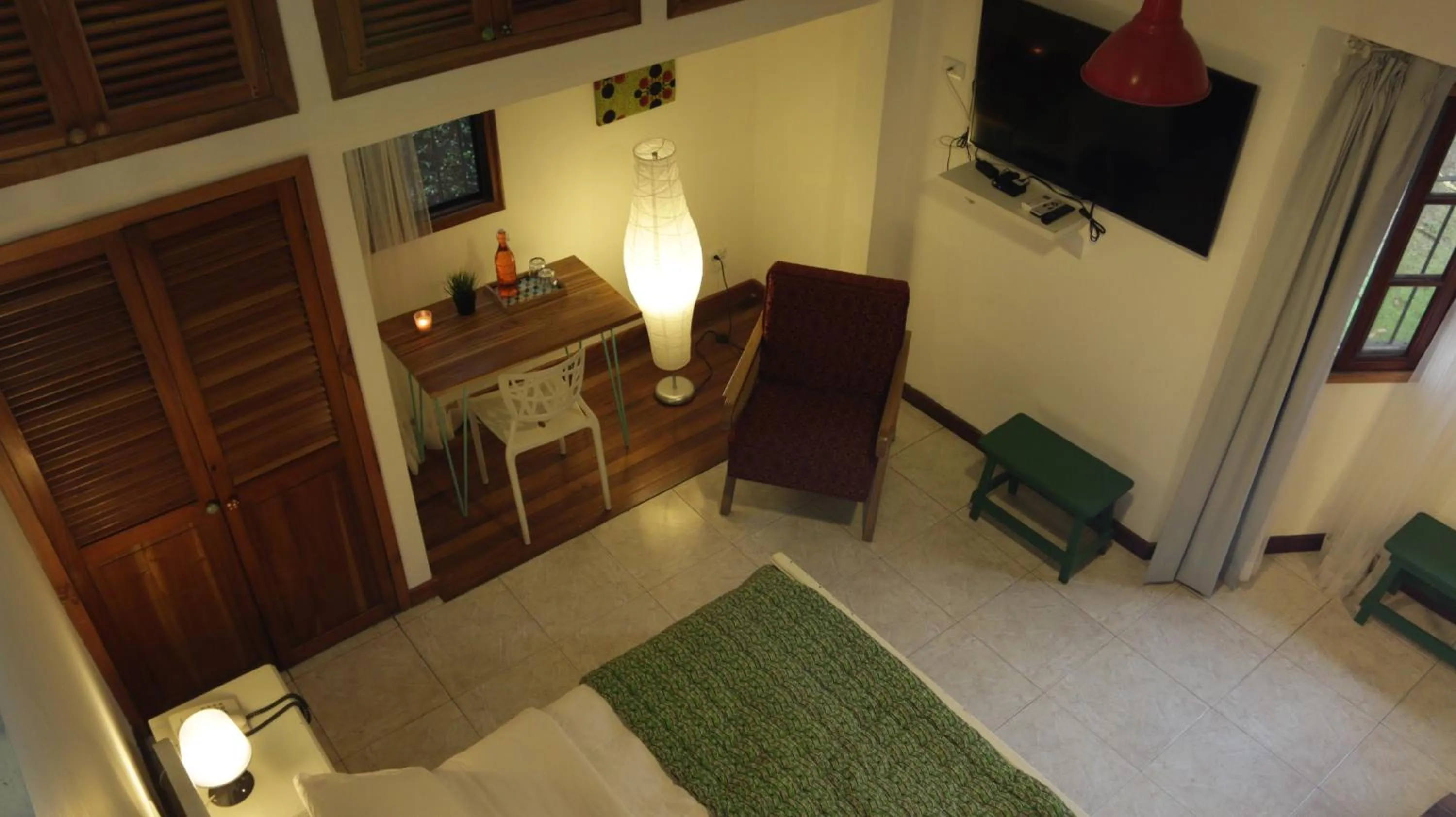 TV and multimedia, Bed in Iguanazu Bed & Breakfast