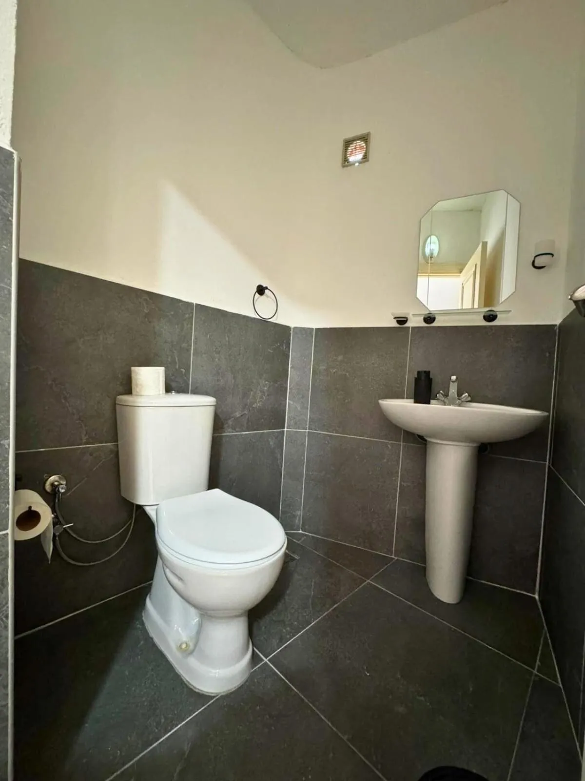 Bathroom in Grond Konaklama Mersin