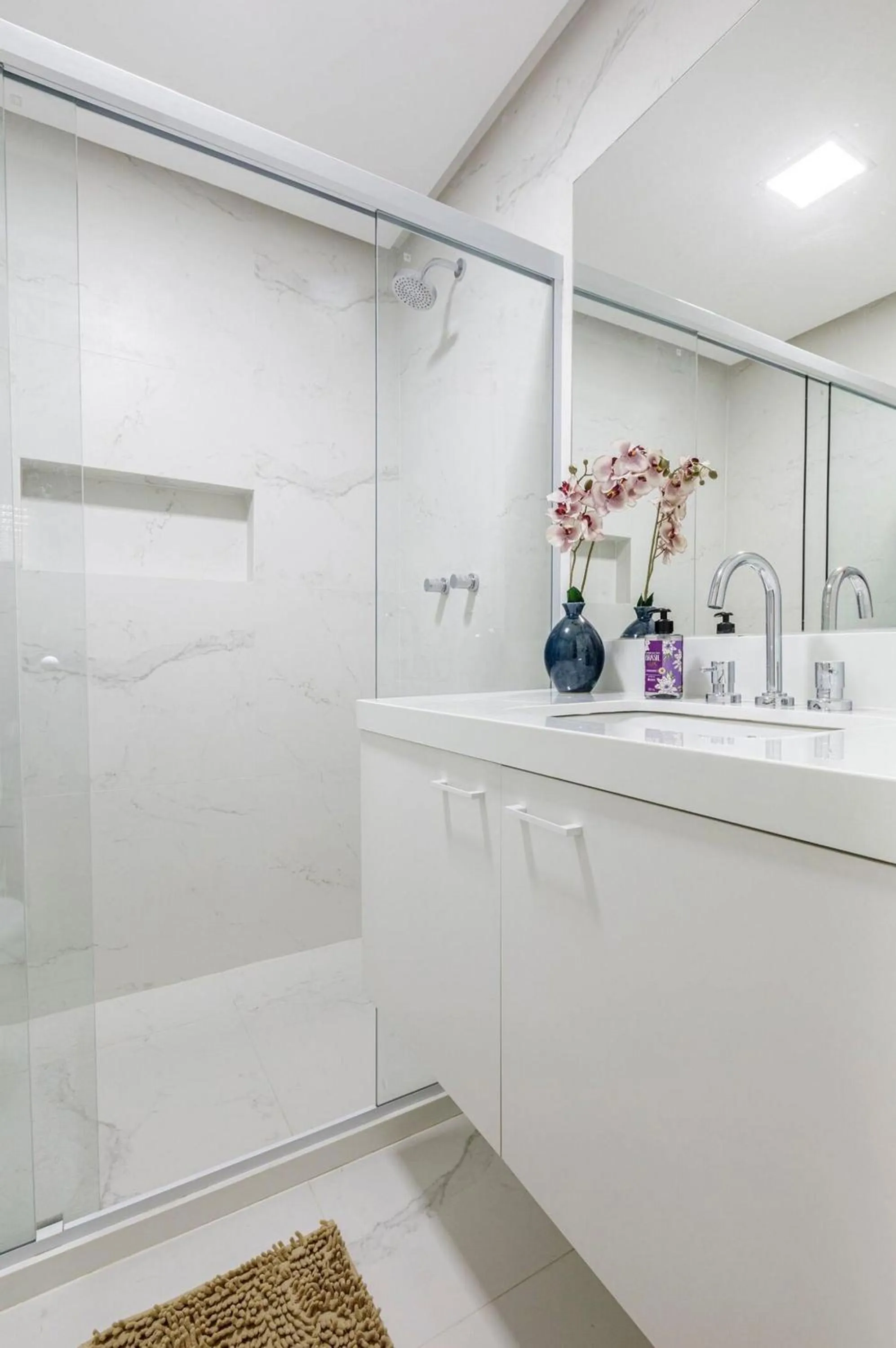 Shower in Exclusivo 3Qtos c/ Garagem em Copacabana, conforto