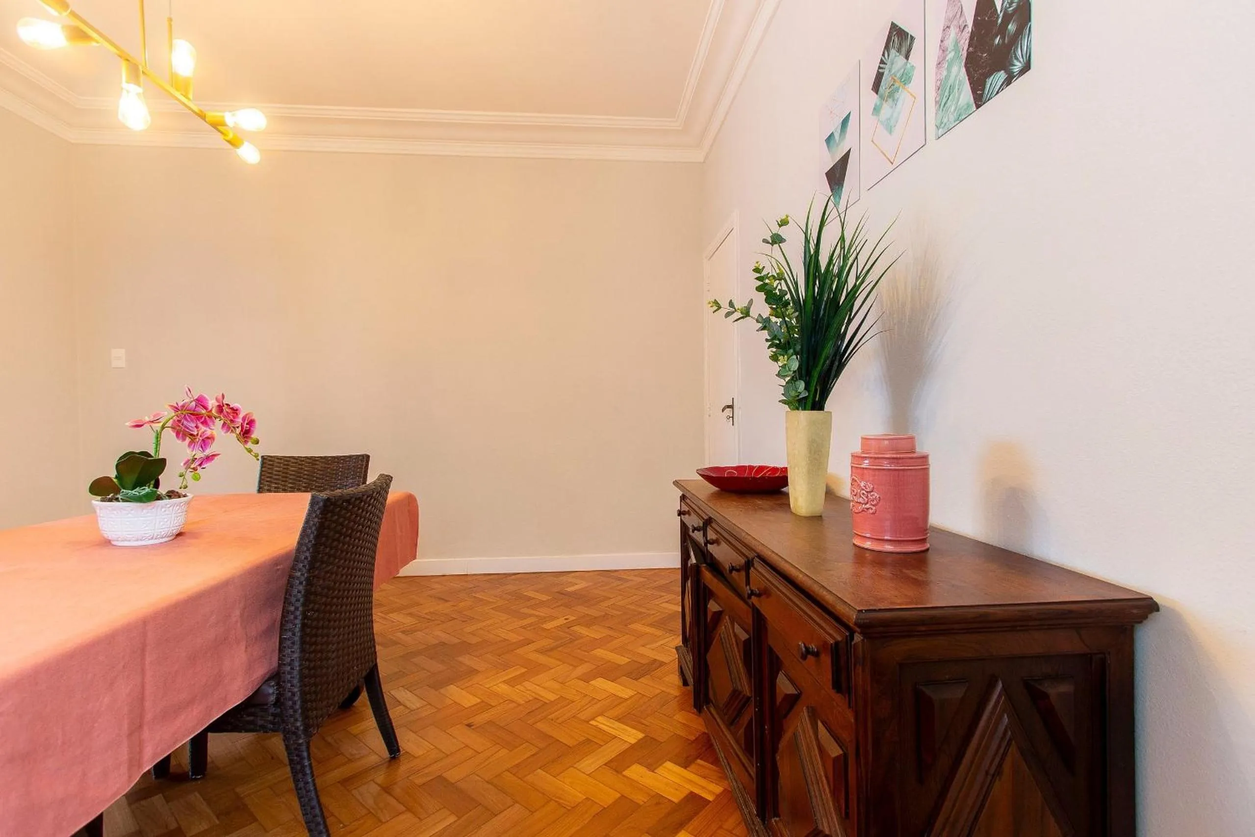 Dining area in Exclusivo 3Qtos c/ Garagem em Copacabana, conforto