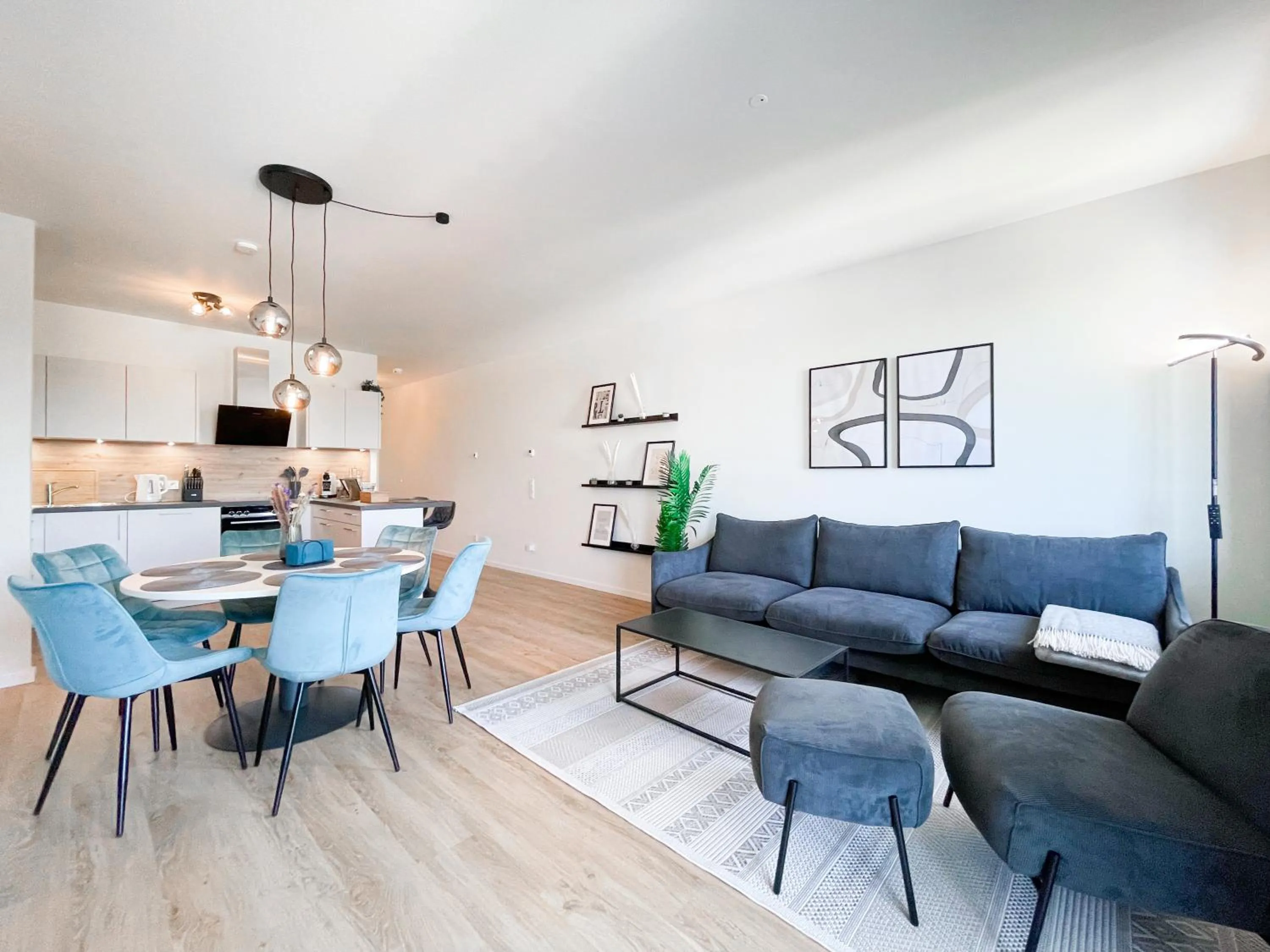 UNiQE- 6 pers - design apartment - fair - SKY-TV - parking