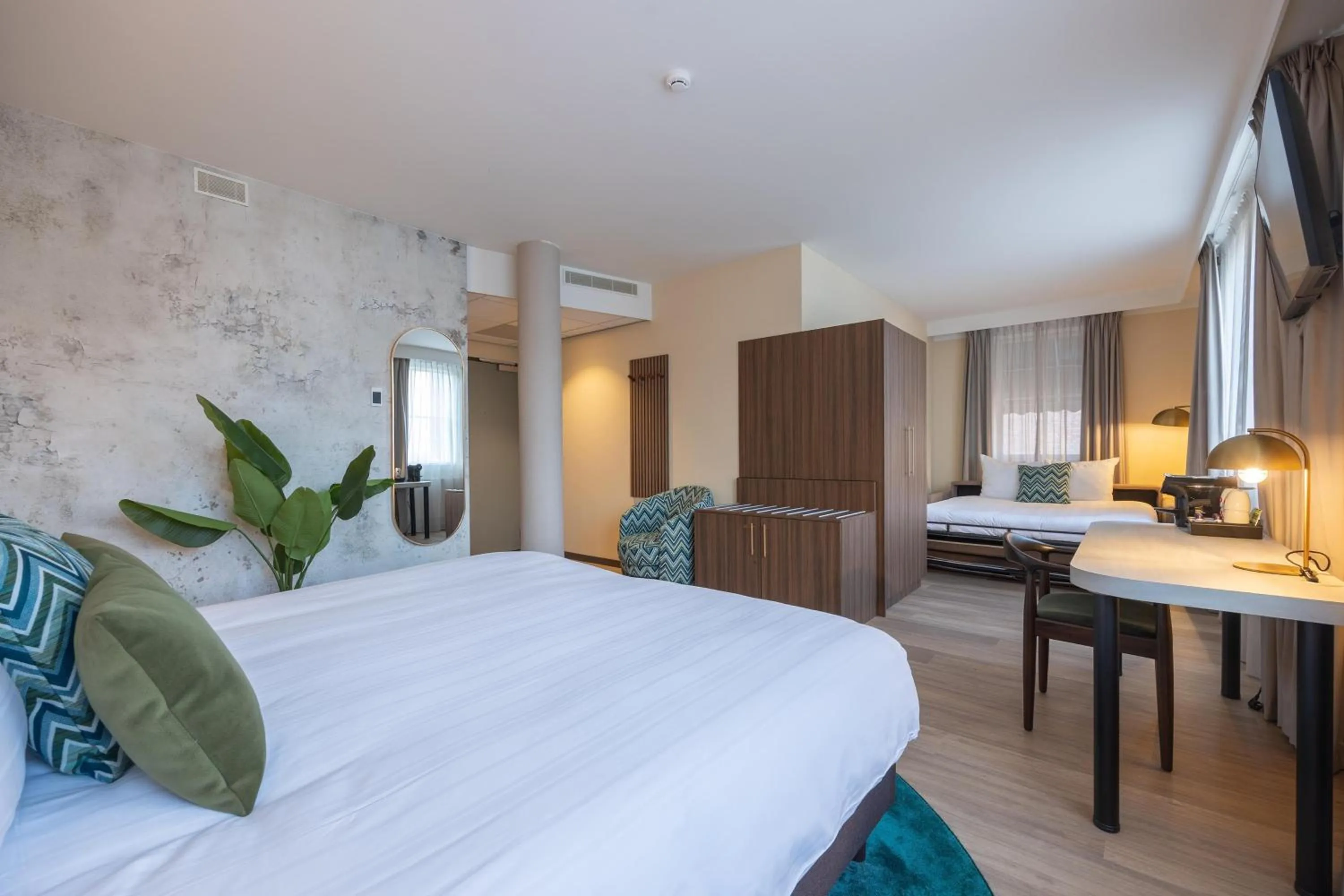 Photo of the whole room, Bed in Leonardo Hotel Breda City Center