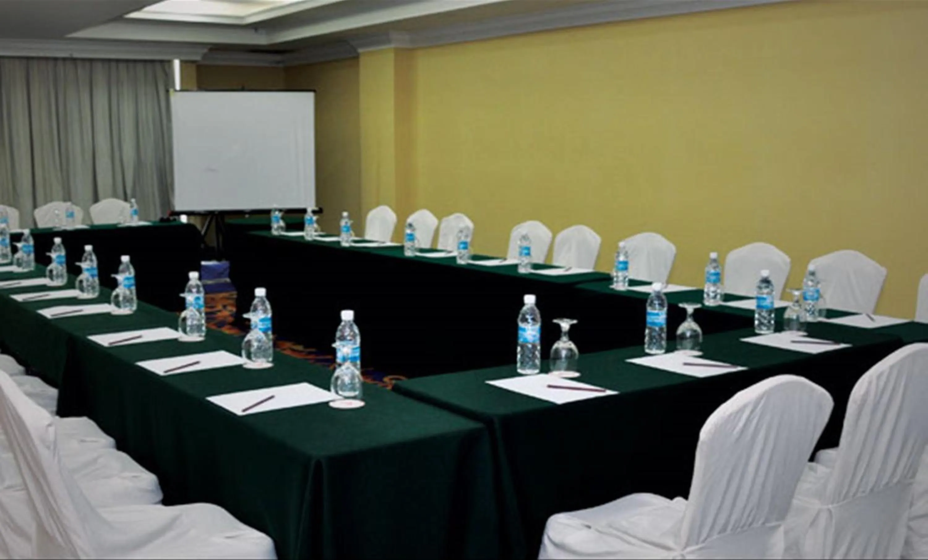 Meeting/conference room in Tang Dynasty Bay Hotel