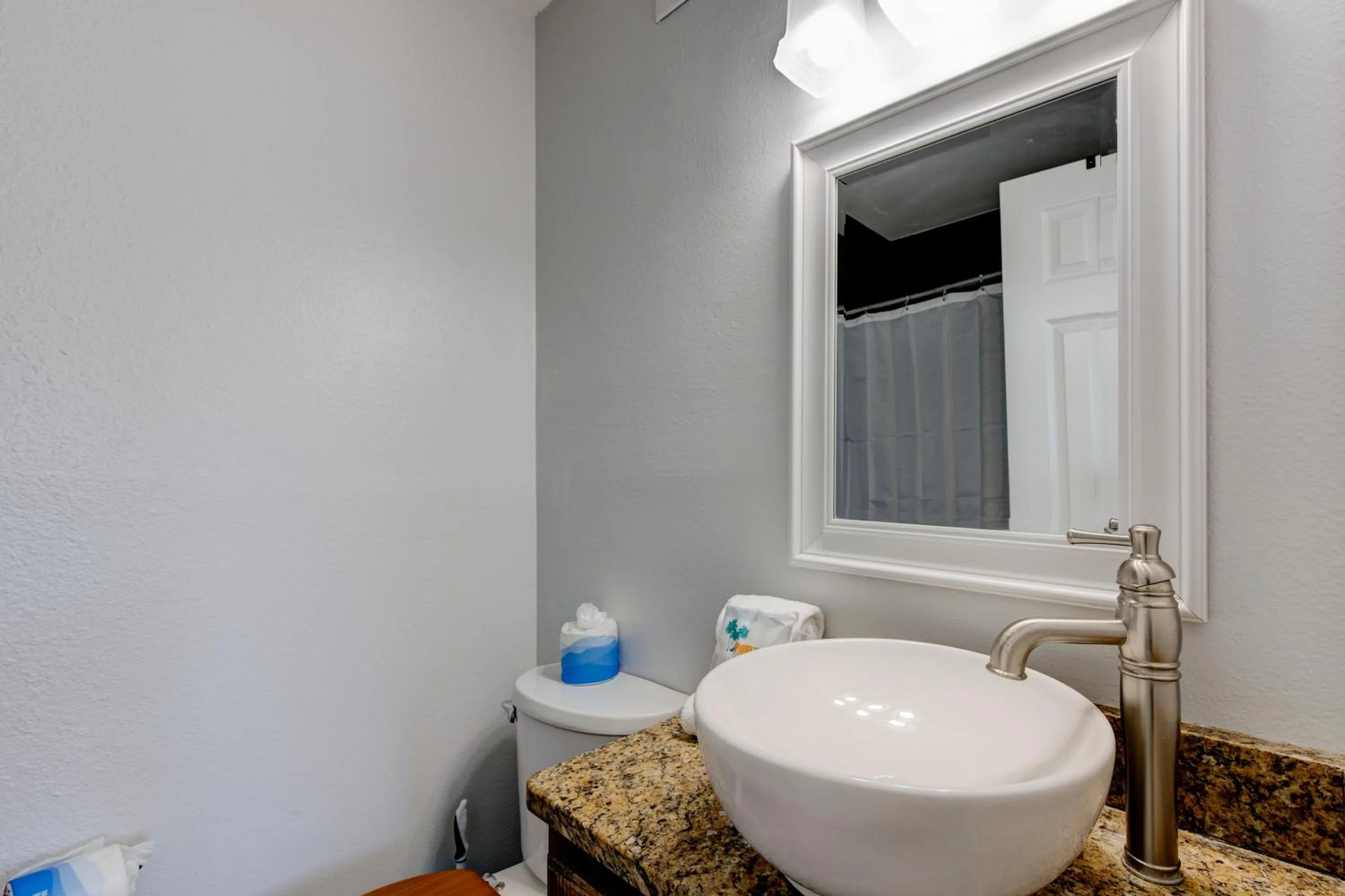 Other in Chasing Waves BH201