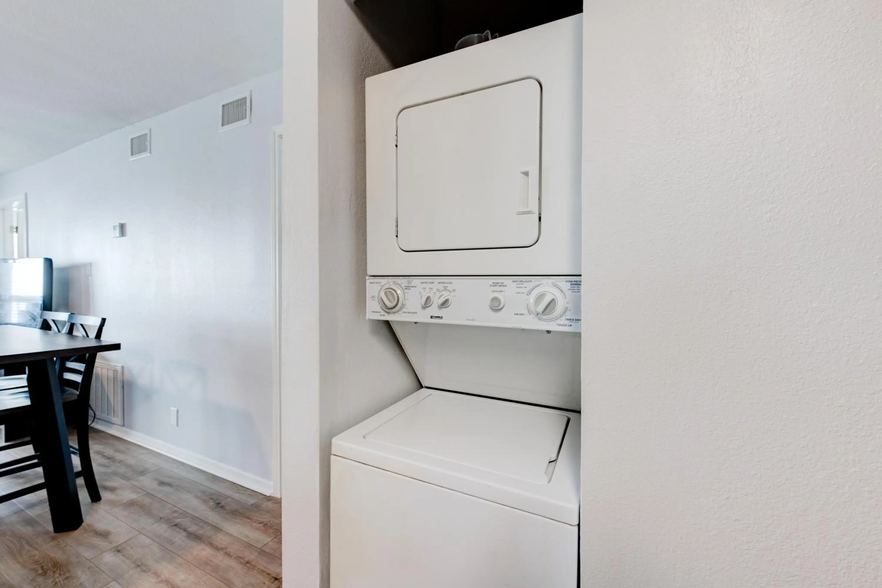 Other in Chasing Waves BH201