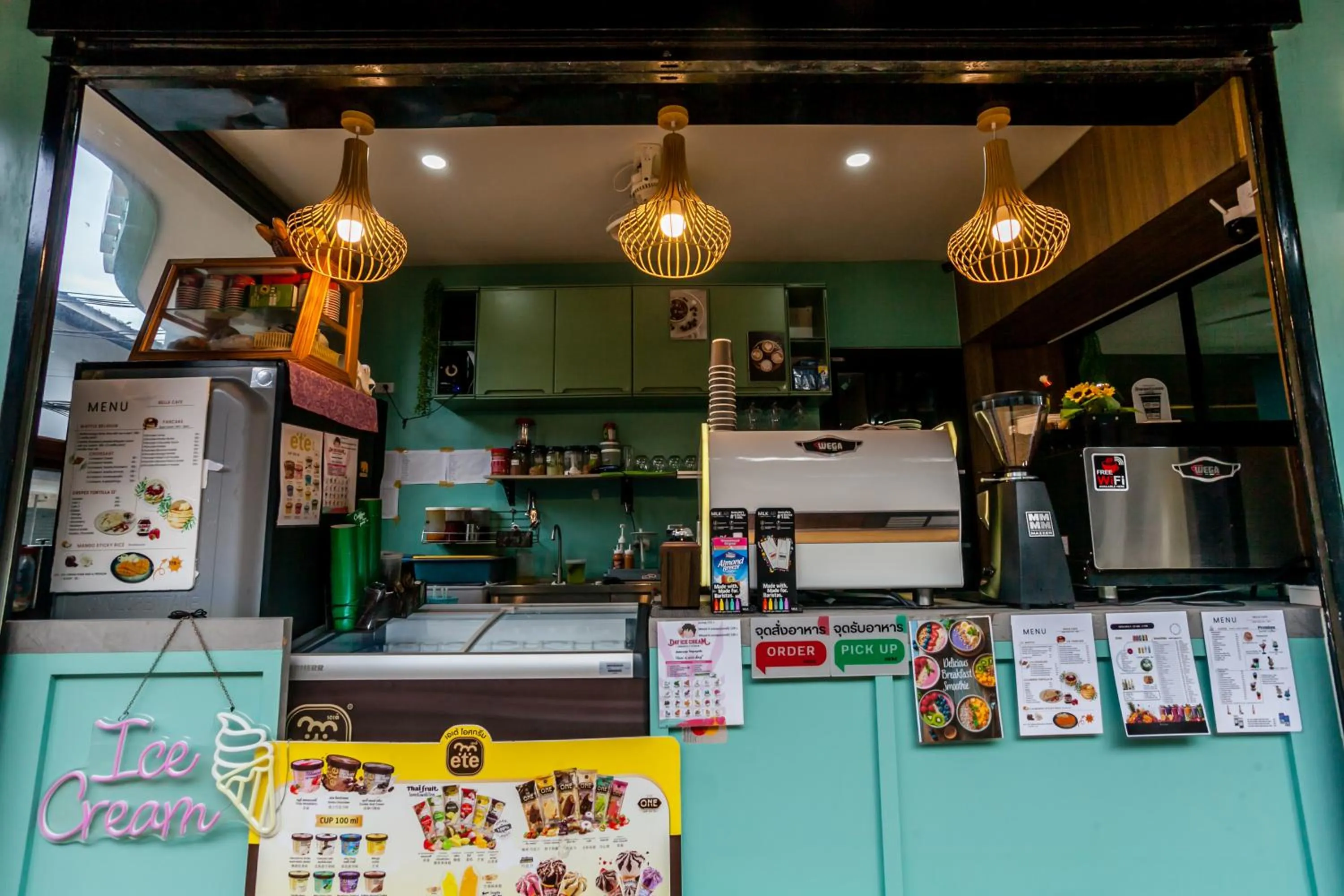 On-site shops in Coco Bella Hotel