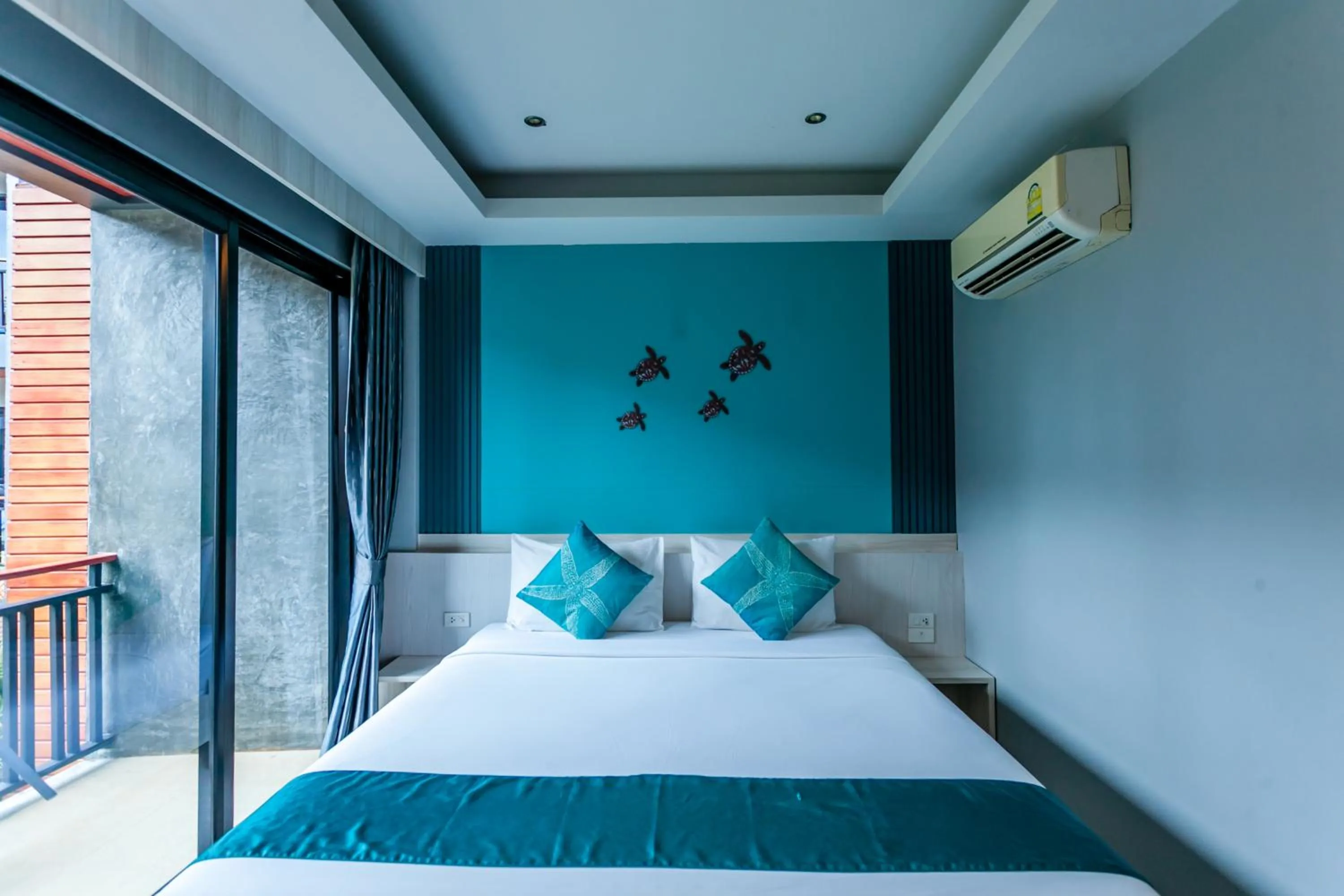 Bedroom, Bed in Coco Bella Hotel