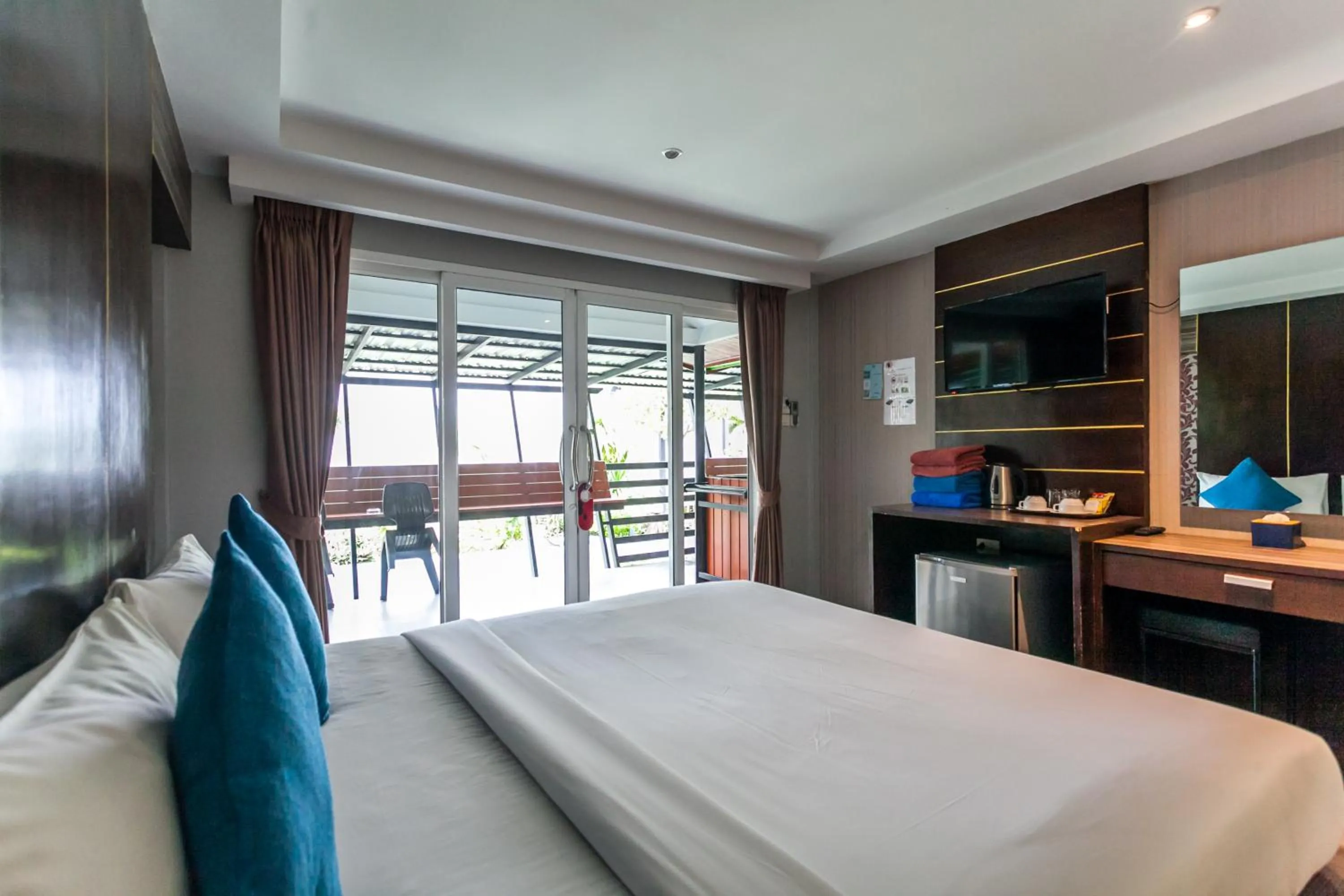 Bedroom, Bed in Coco Bella Hotel