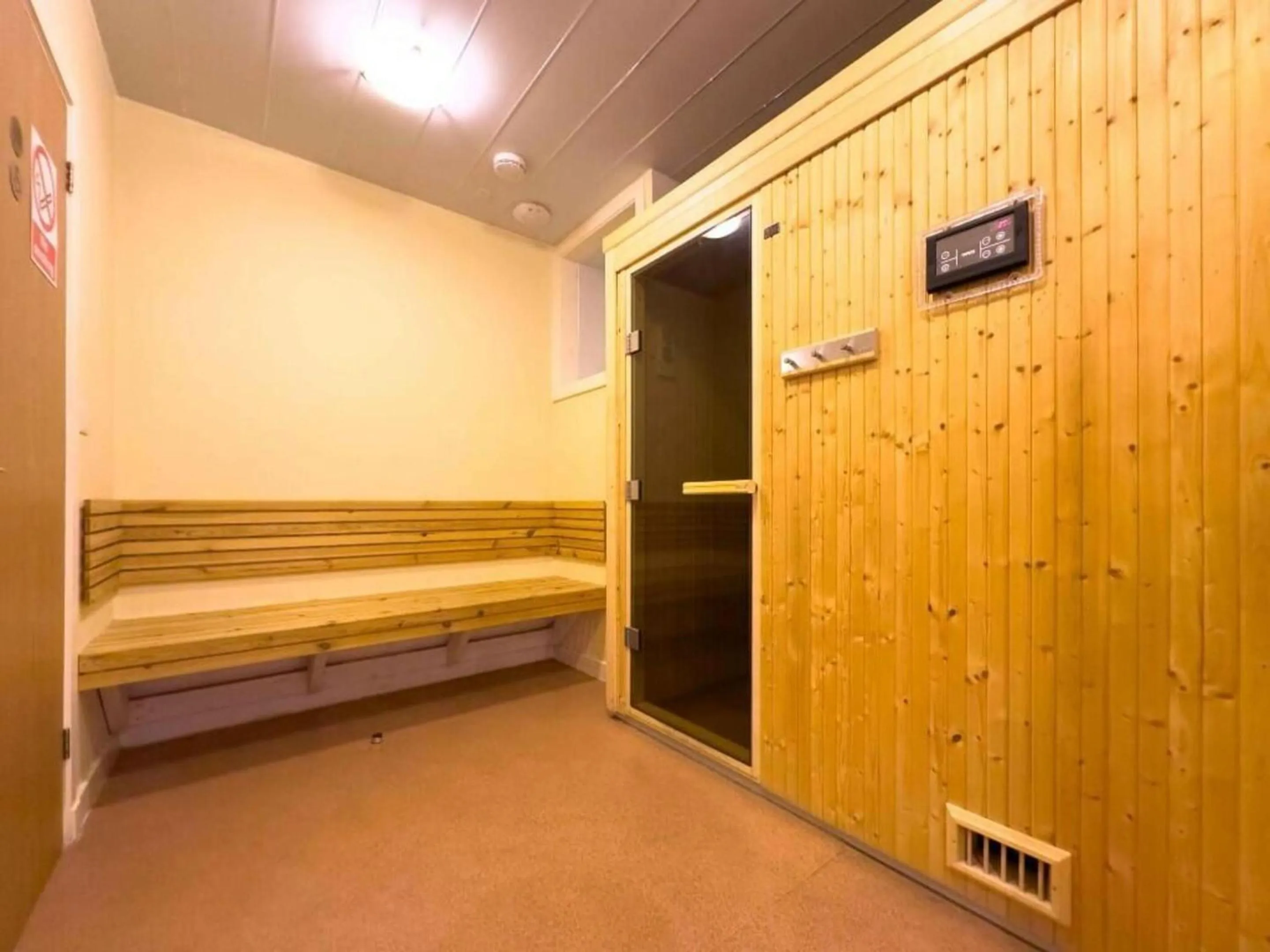 Sauna in OYO Eastbank Hotel, Speyside Scotland