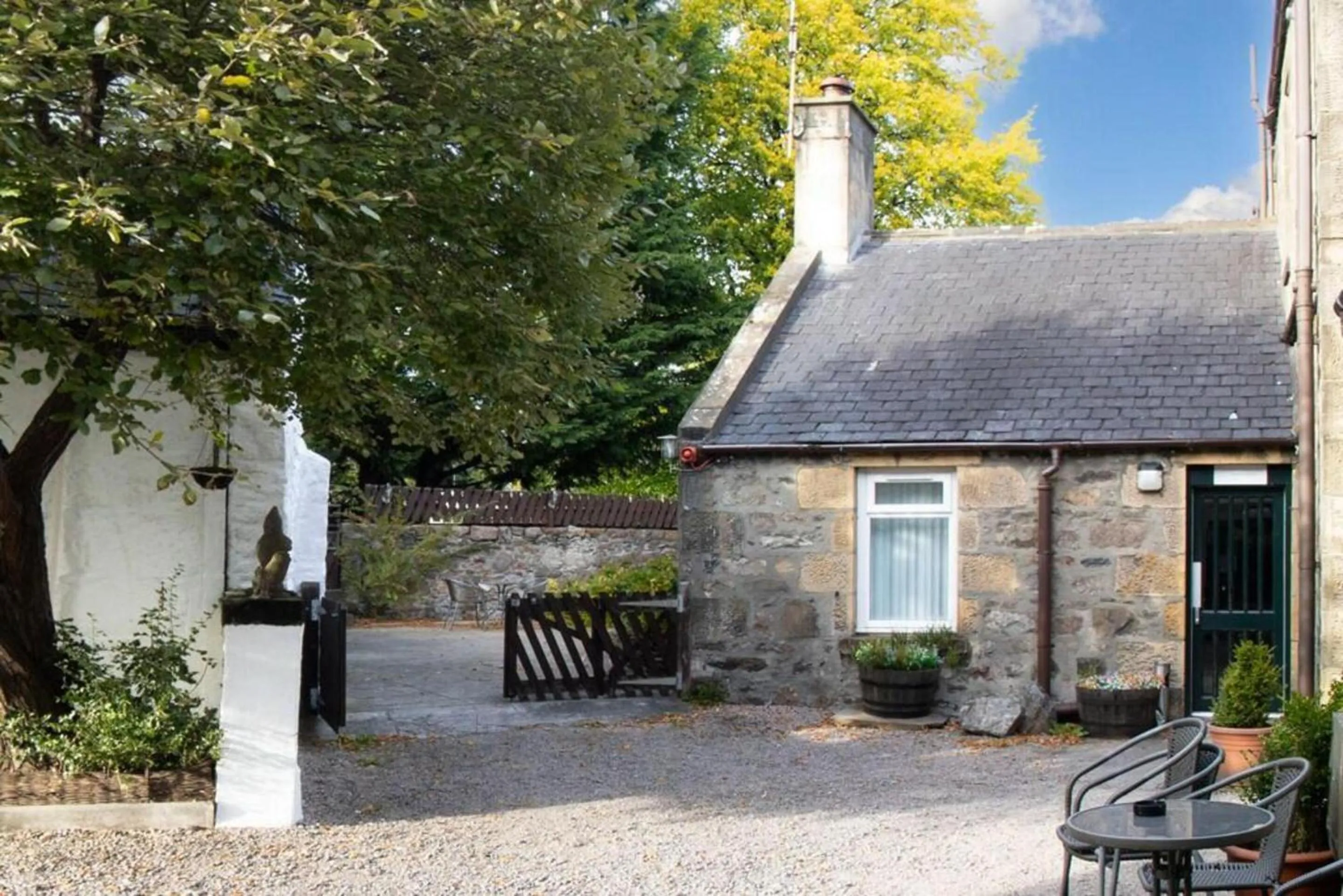 Neighbourhood in OYO Eastbank Hotel, Speyside Scotland