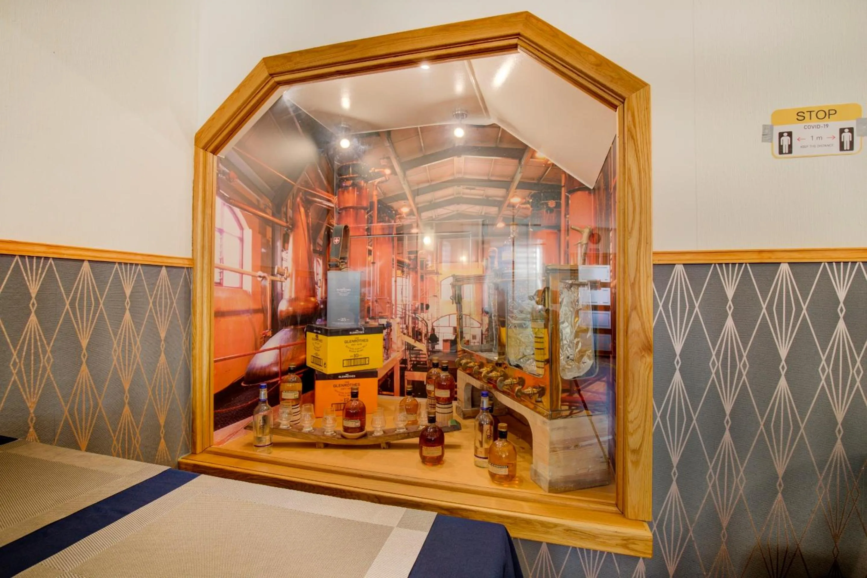 Lounge or bar in OYO Eastbank Hotel, Speyside Scotland