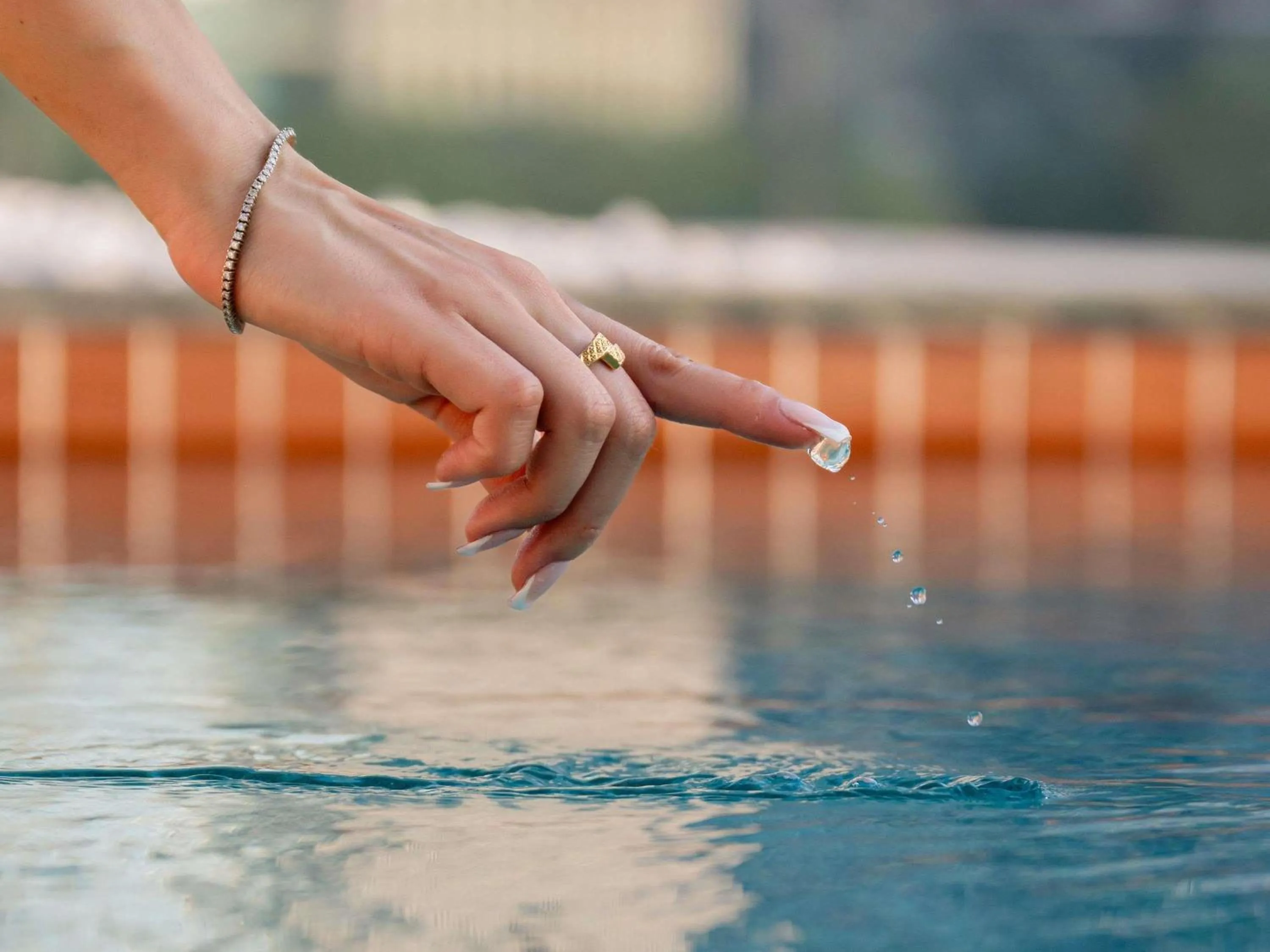 Lounge or bar in Sofitel Dubai Downtown