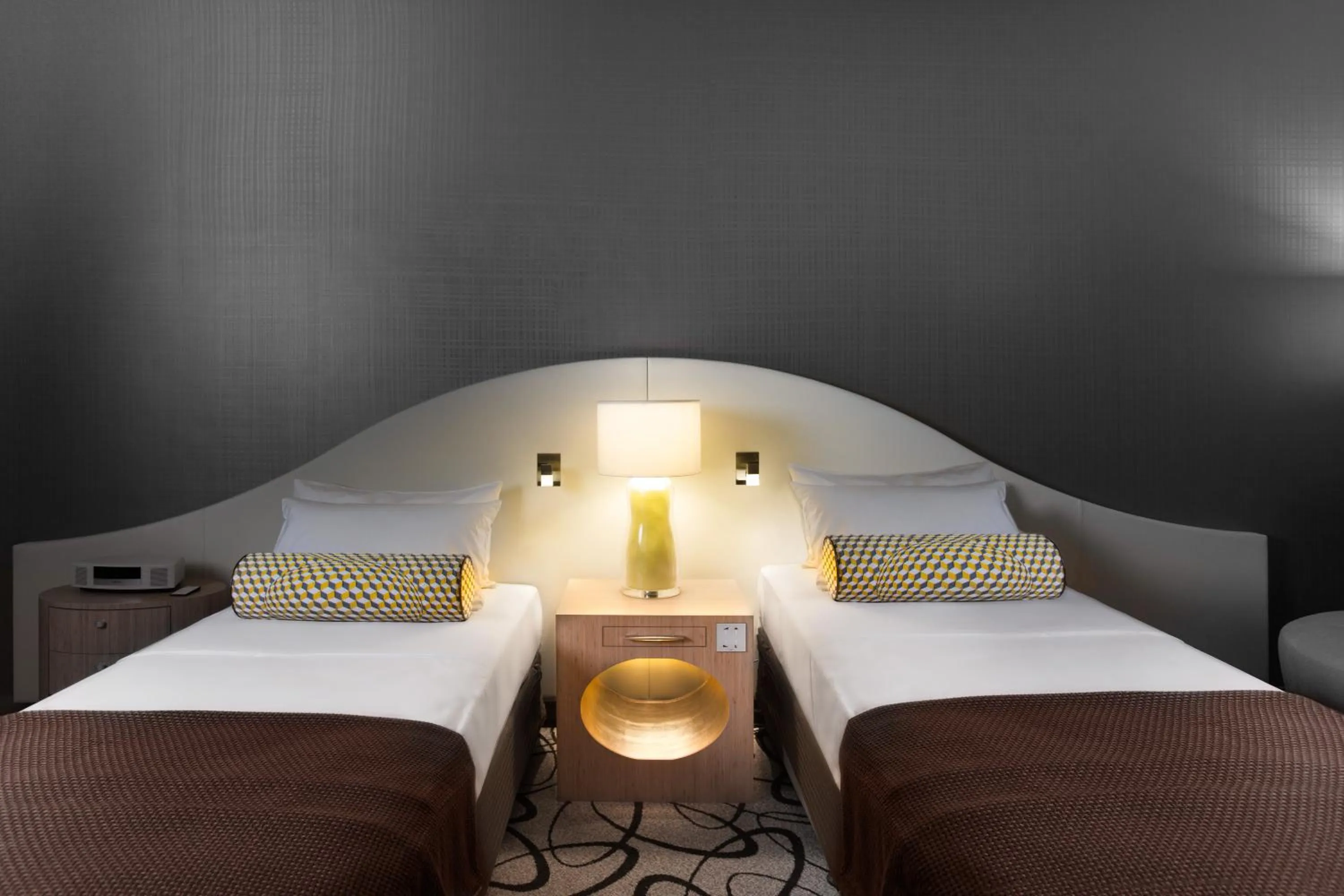 Bed in Sofitel Dubai Downtown