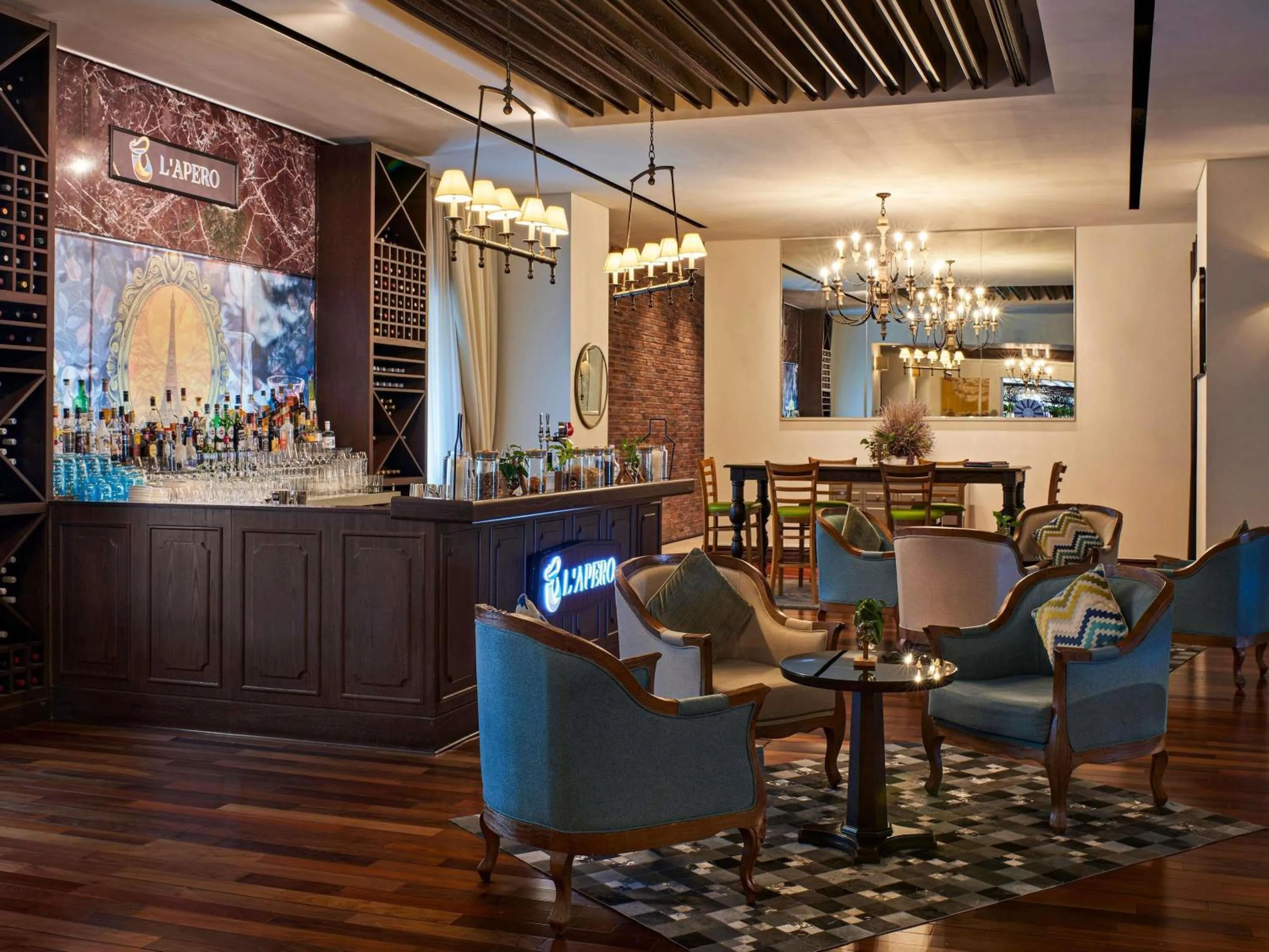 Lounge or bar in Sofitel Dubai Downtown
