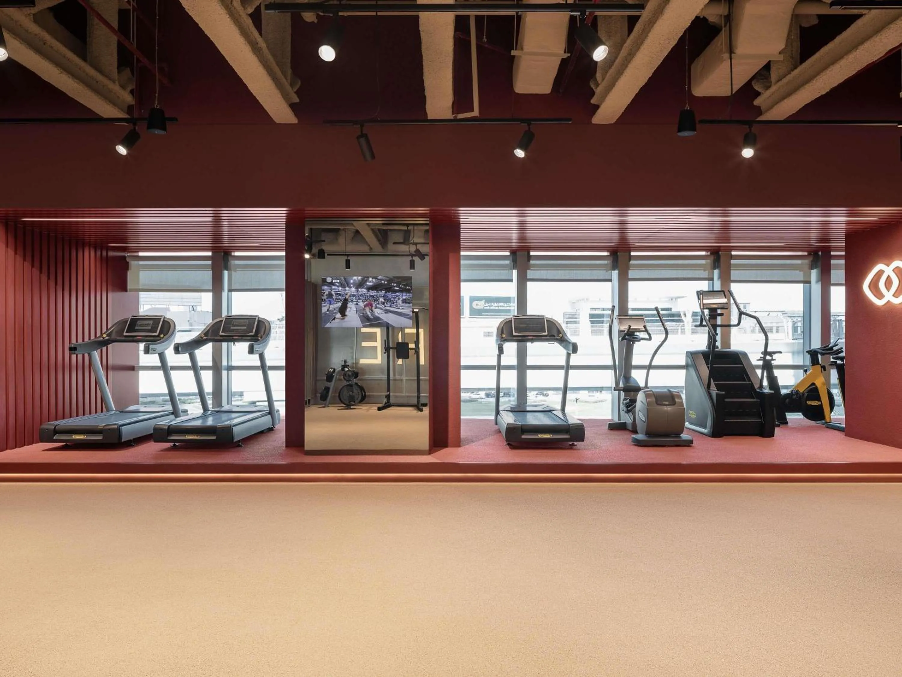 Fitness centre/facilities in Sofitel Dubai Downtown