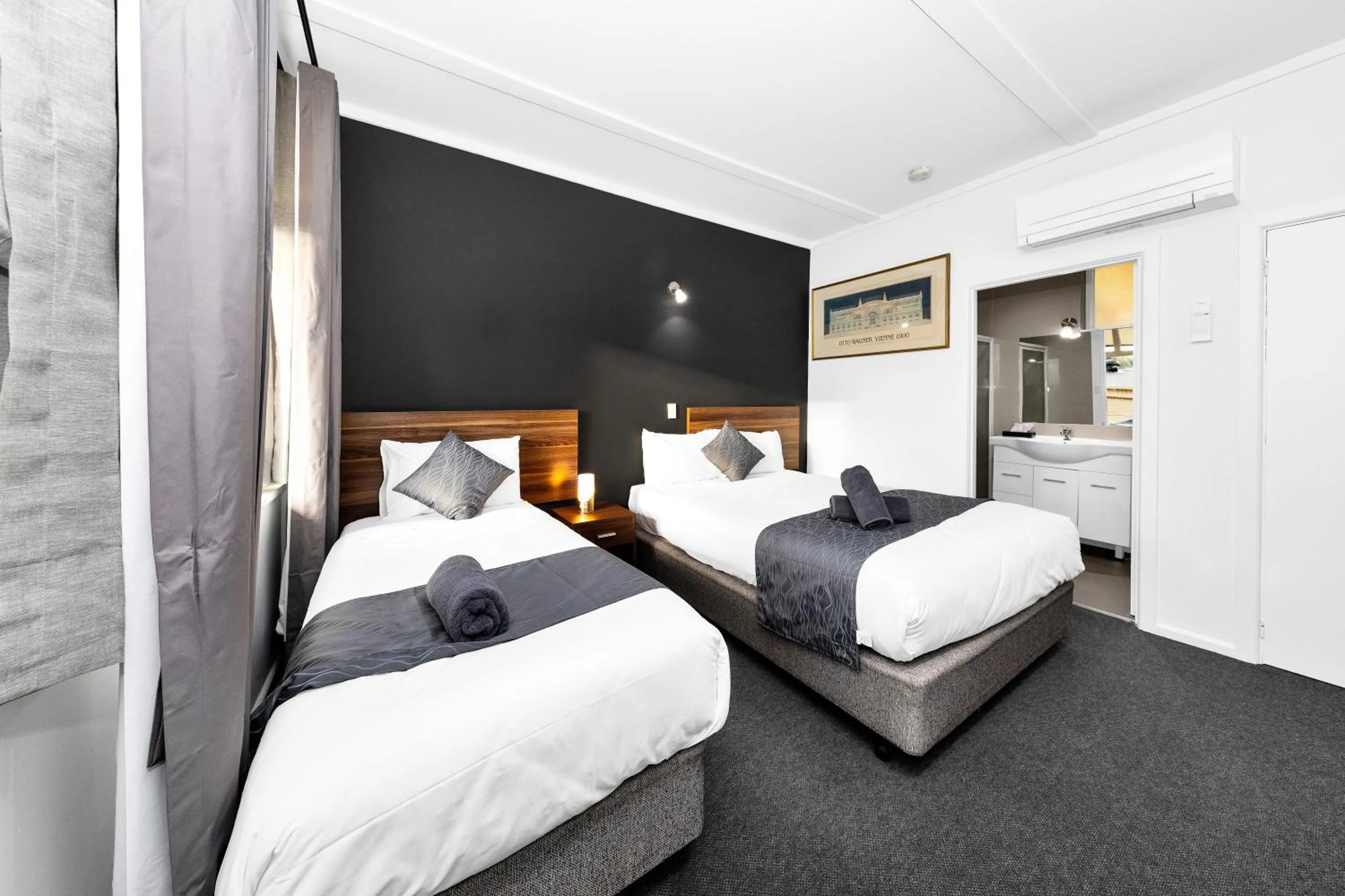 Bed in Golden Hills Motel