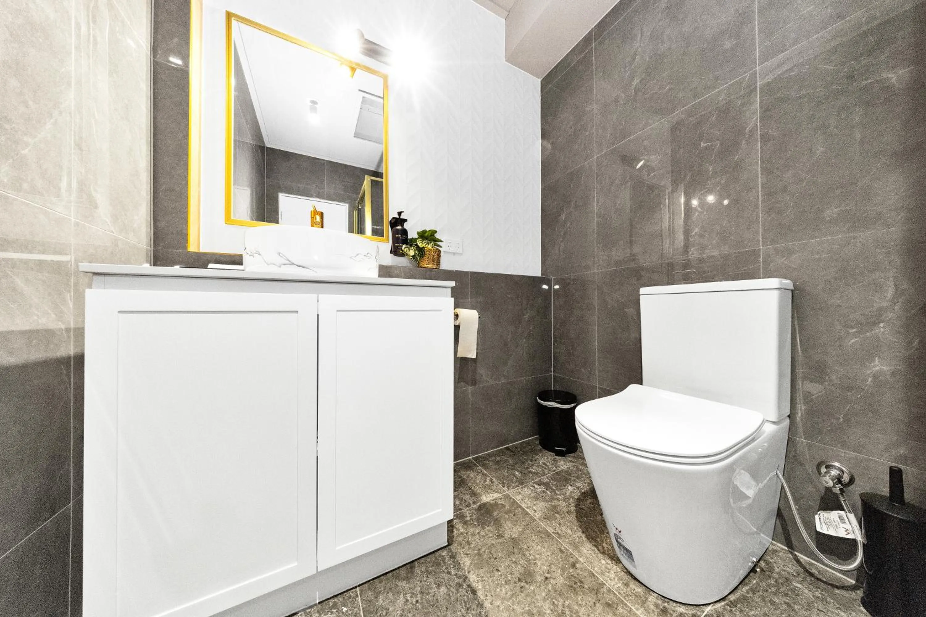 Toilet in Golden Hills Motel