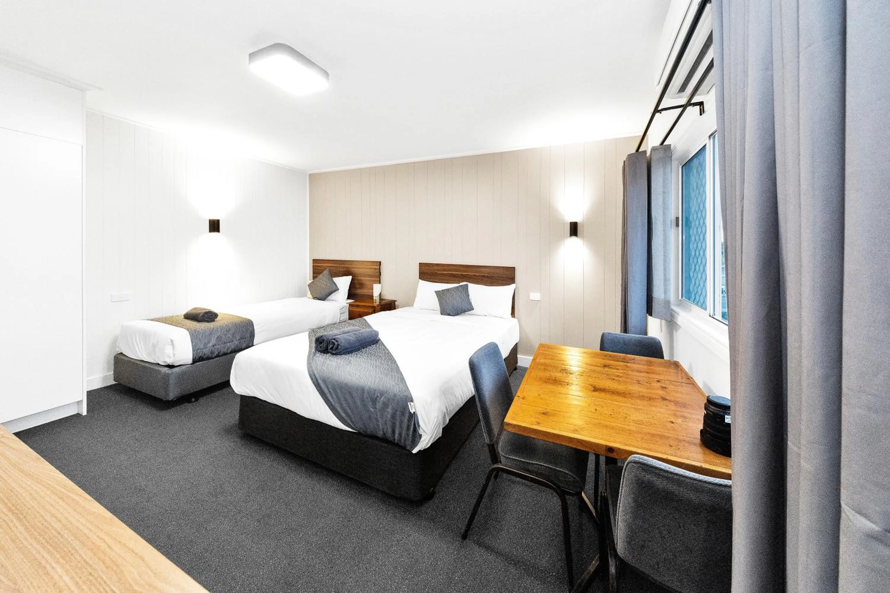 Bed in Golden Hills Motel