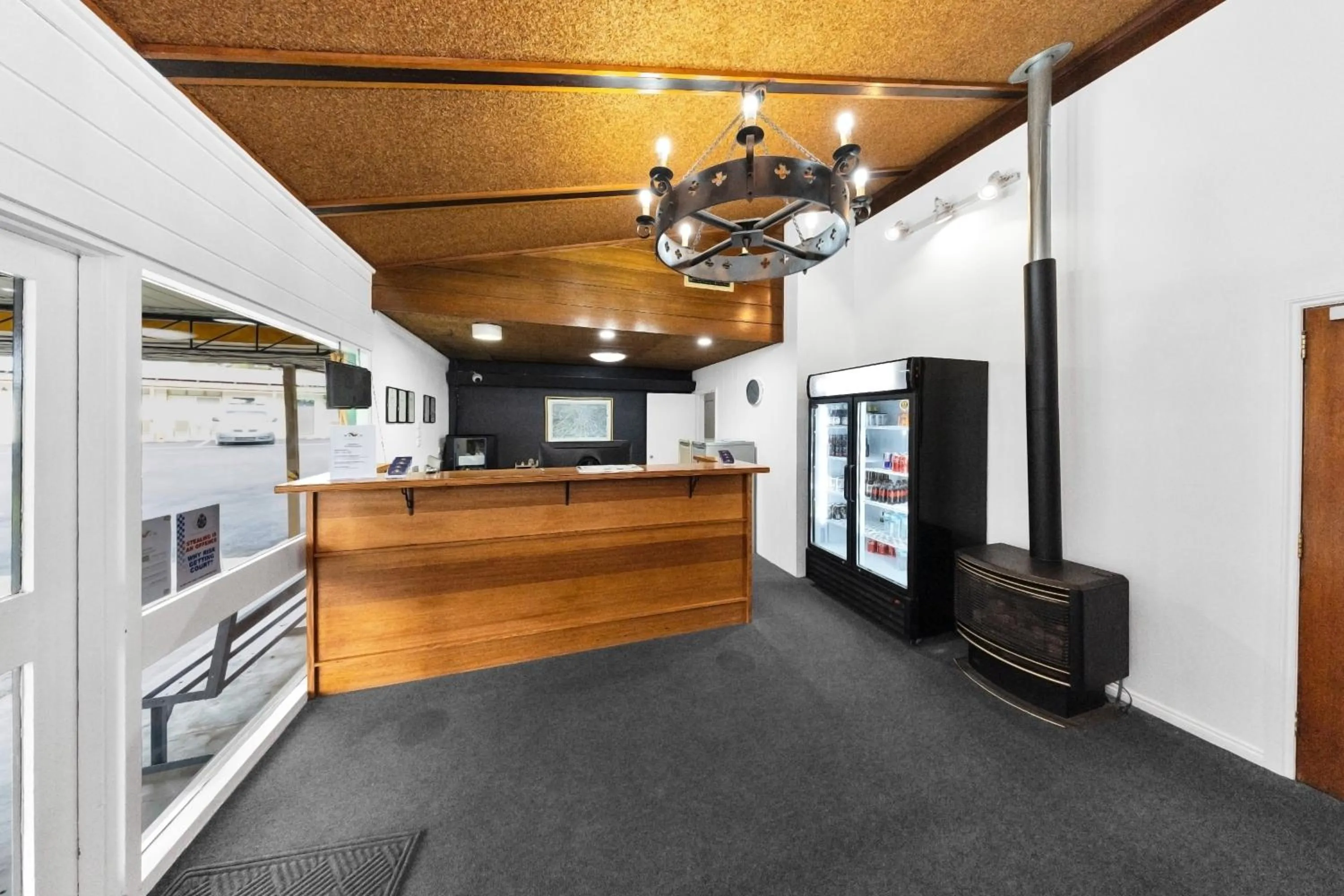 Property building in Golden Hills Motel