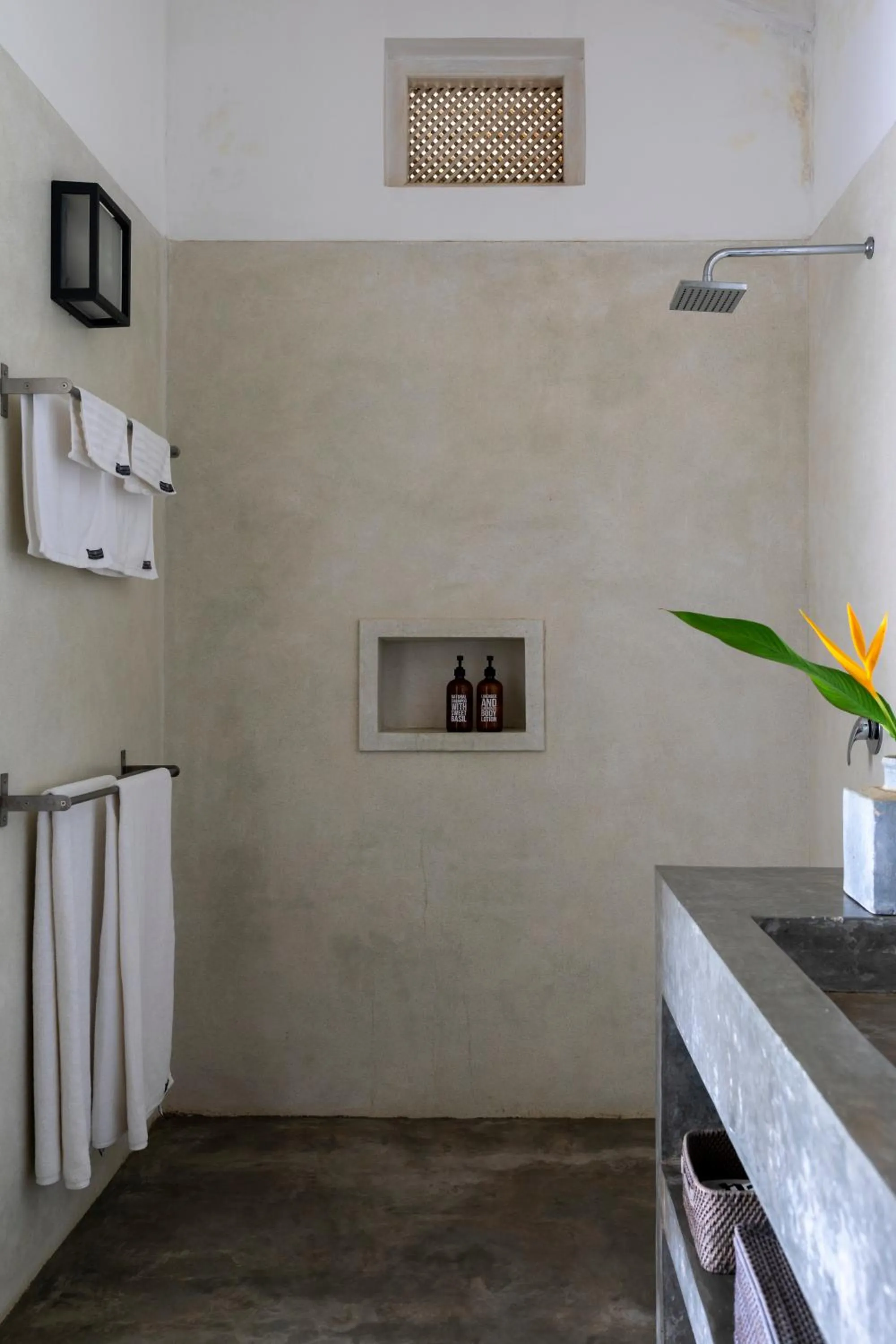 Bathroom in Arabella on Boossa