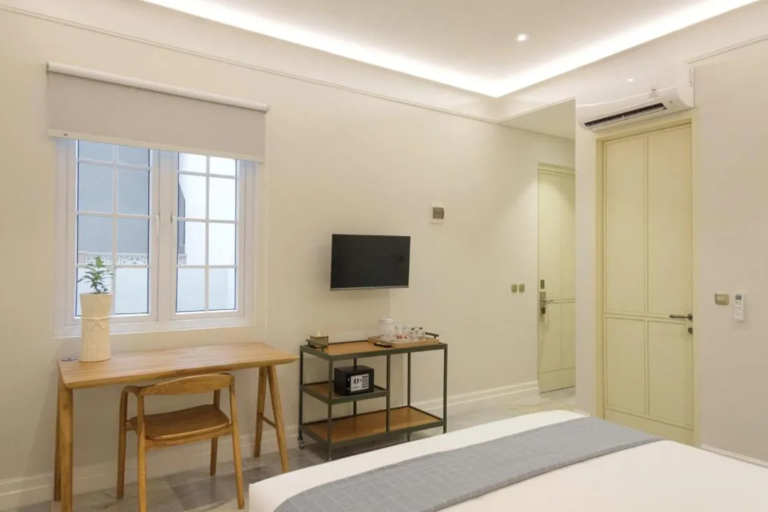 Bed in CASA LIVING SENOPATI