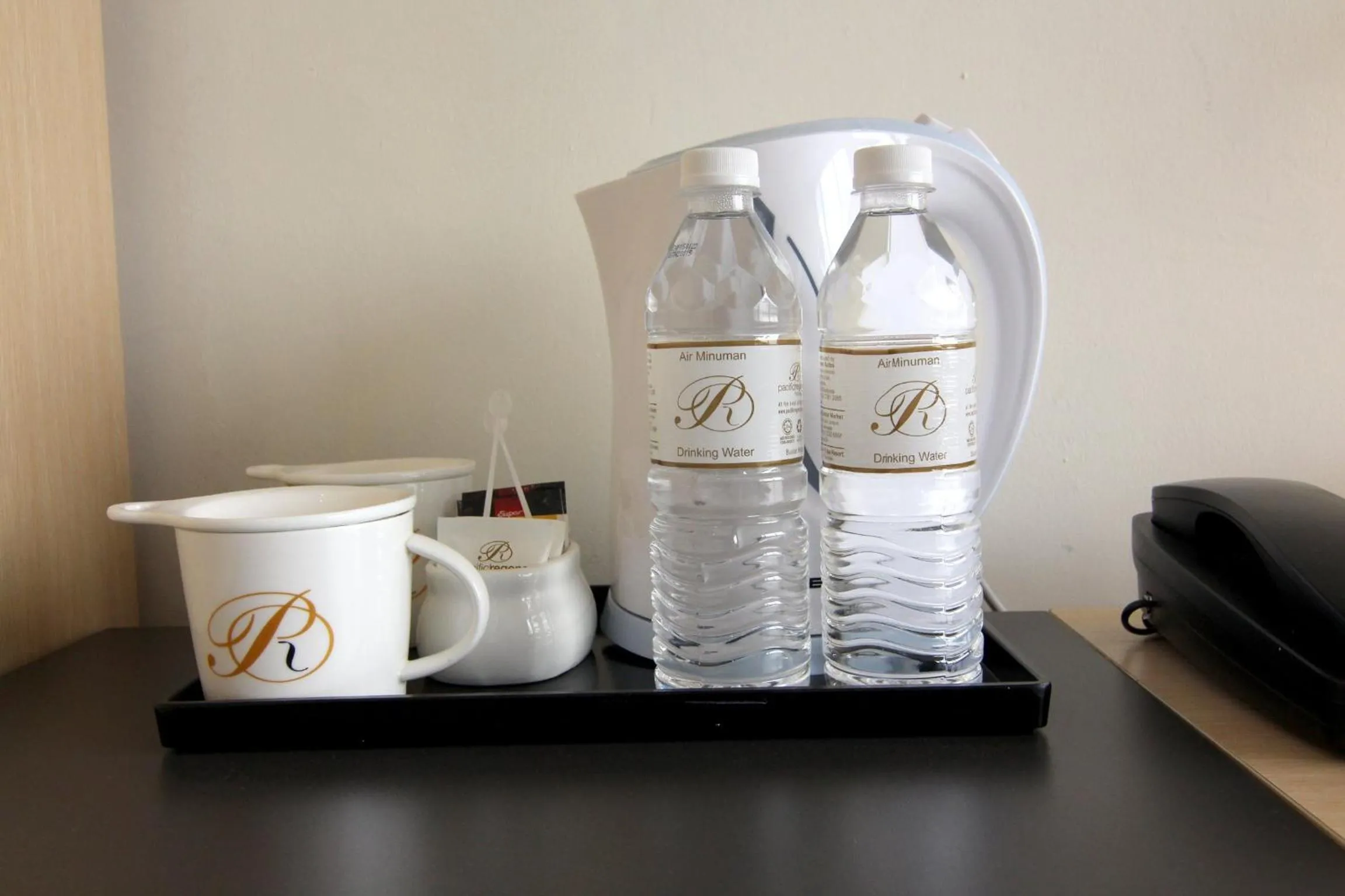 Coffee/tea facilities in Pacific Express Hotel Central Market Kuala Lumpur