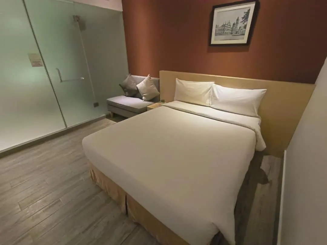 Bedroom, Bed in Pacific Express Hotel Central Market Kuala Lumpur