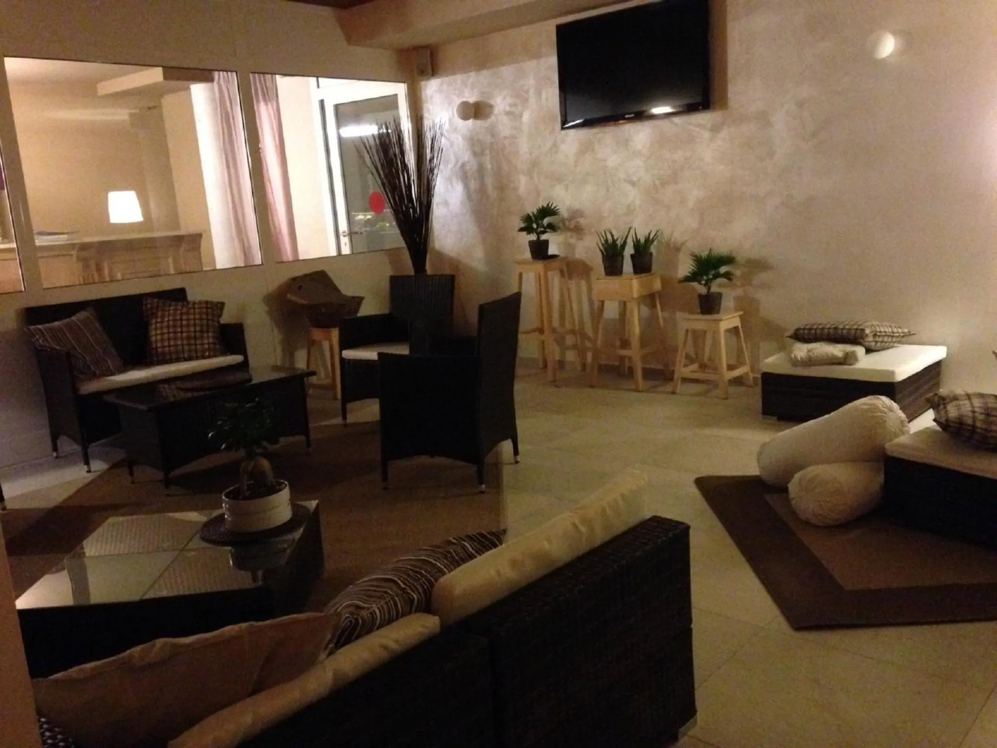 Communal lounge/ TV room in Borgo Fantino - Residenze e Alloggi Vacanza