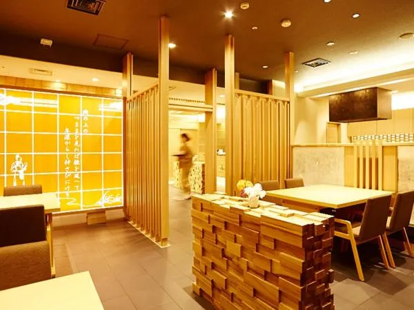 Restaurant/places to eat in Hotel New Otani Takaoka