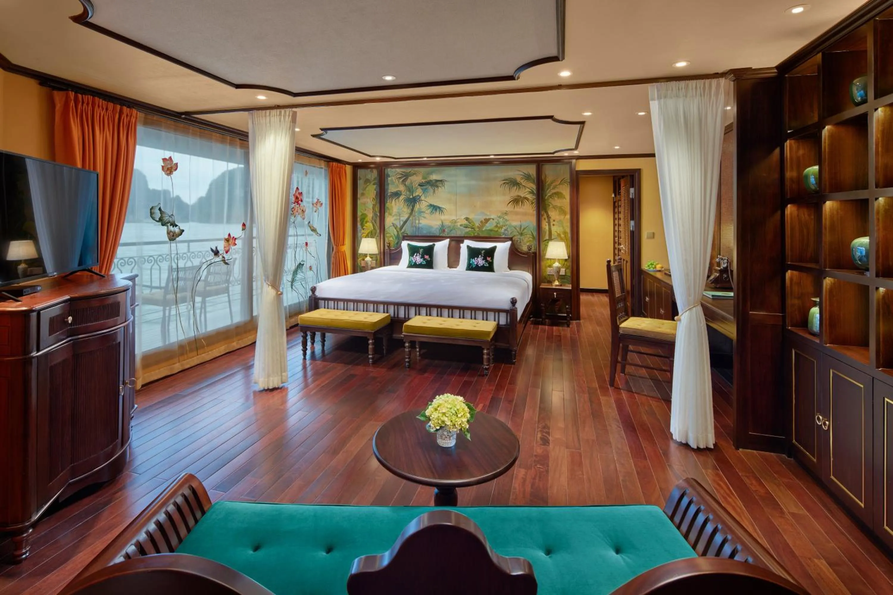 TV and multimedia, Bed in Indochine Premium Halong Bay