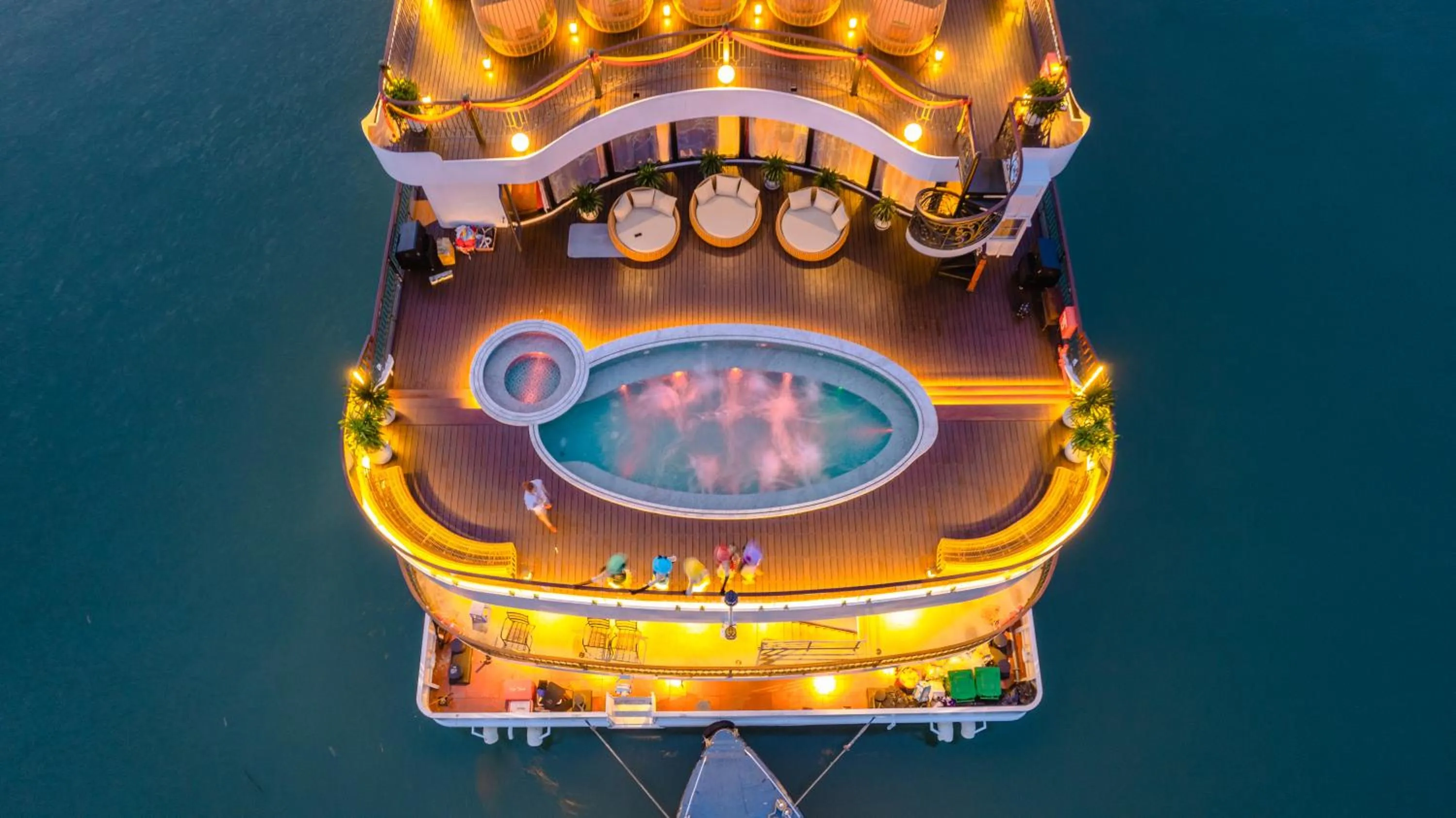 Pool view in Indochine Premium Halong Bay