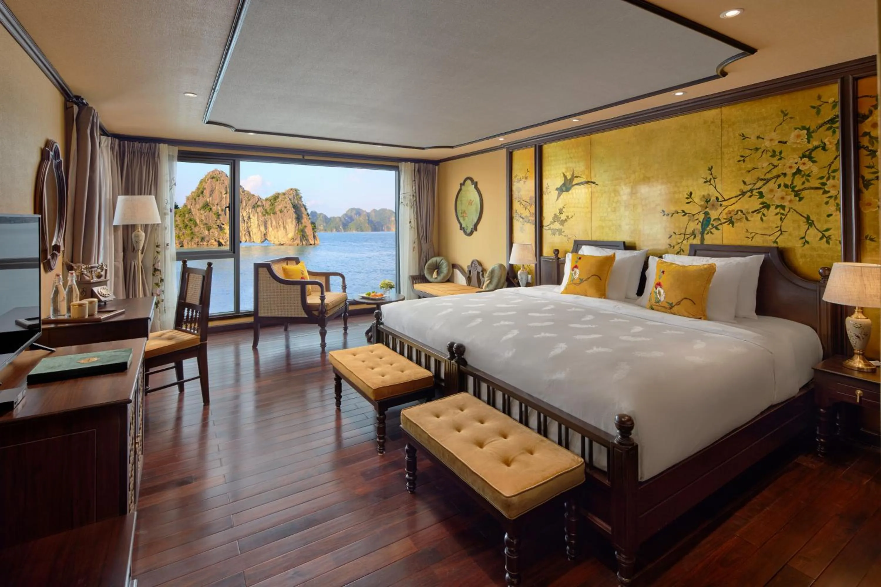 Bed in Indochine Premium Halong Bay